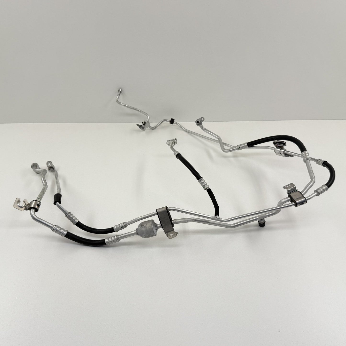 2022-2024 Rivian R1S R1T HVAC A/C Discharge Line Hose Pipe Tube PT00001686-J OEM