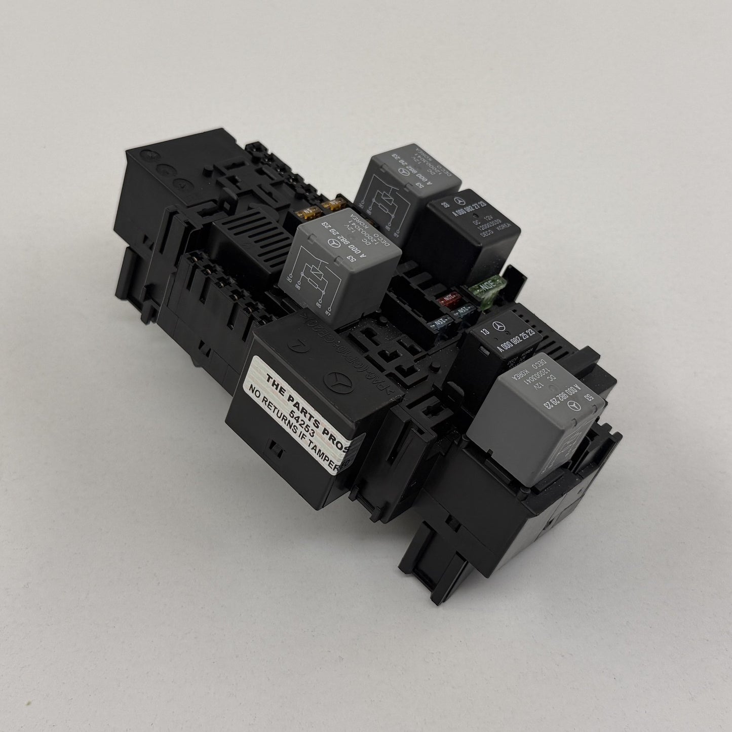 2014-2017 Mercedes S550 W222 Engine Bay Fuse Relay Junction Box 2229066801 OEM