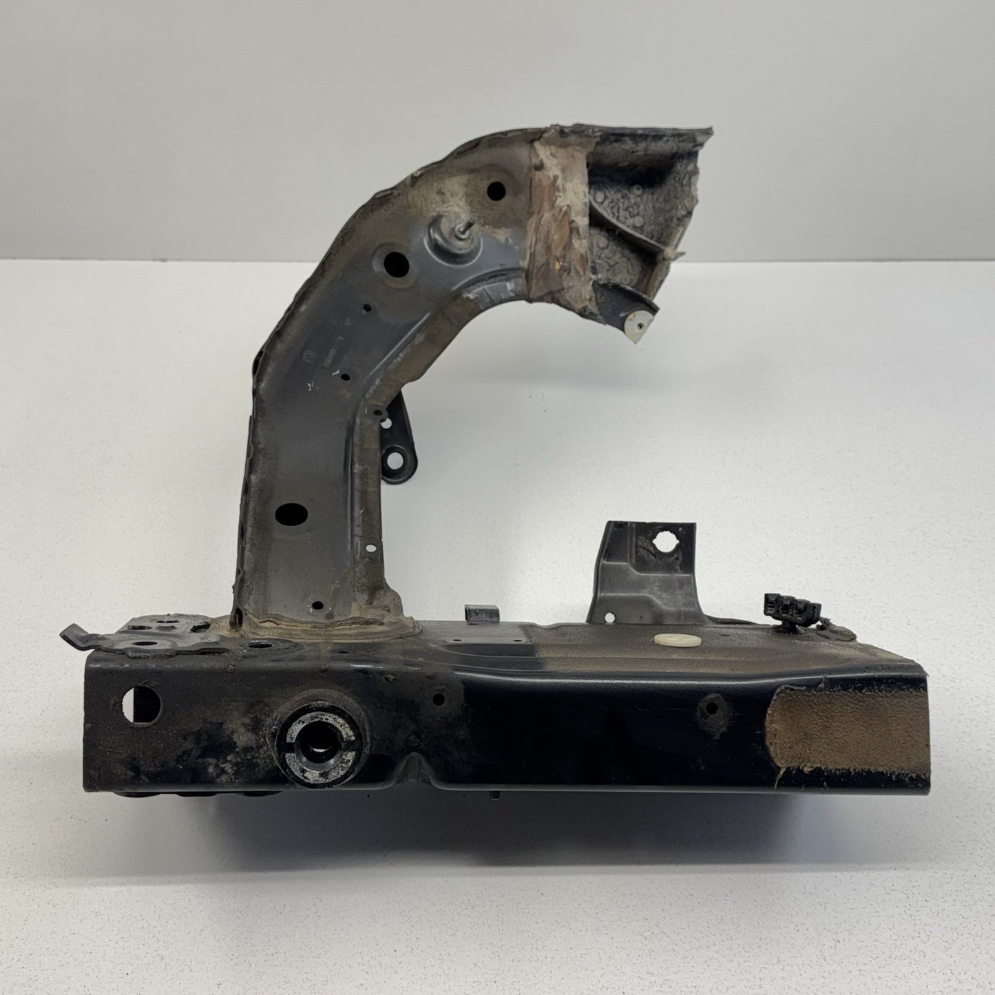 22-24 BMW G01 X3 Left Front Frame Rail Support Extension Cut OEM