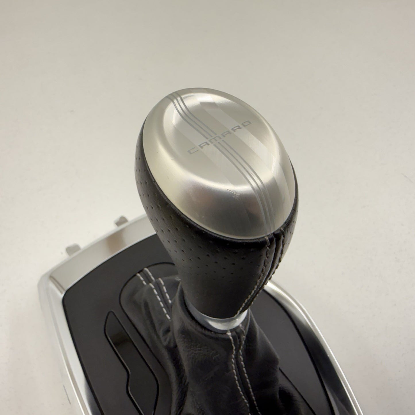 16-24 Chevrolet Camaro Automatic Console Gear Shifter Trim Boot W/ Knob OEM