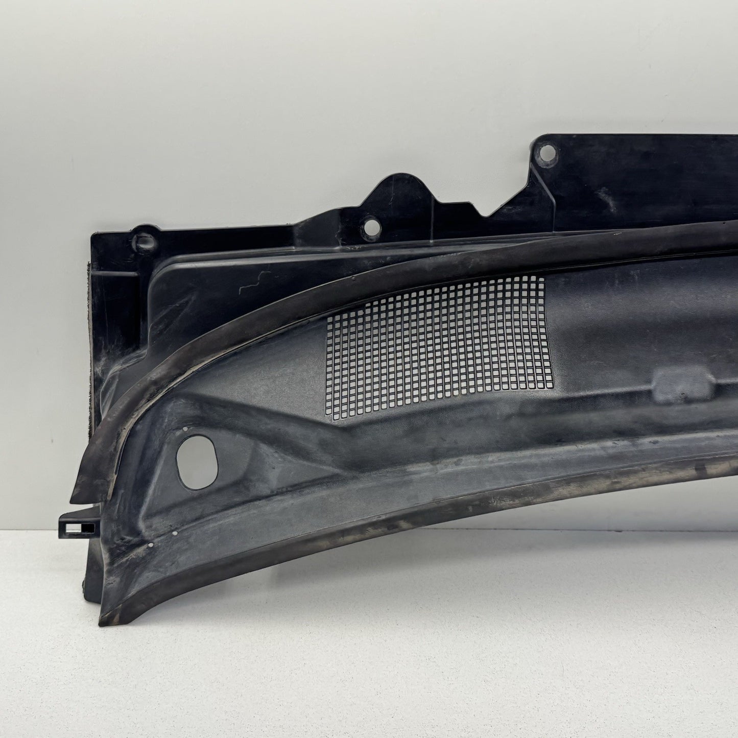 19-25 Ram 2500 3500 Front Windshield Cowl Cover Trim Panel 68362458AC OEM