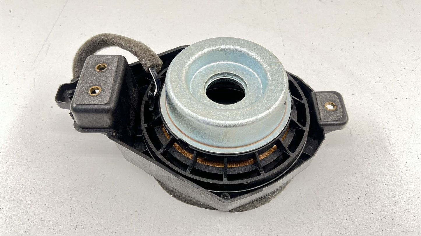 13-18 BENTLEY FLYING SPUR PASSENGER RIGHT REAR DOOR SPEAKER 4W0.035.826 OEM