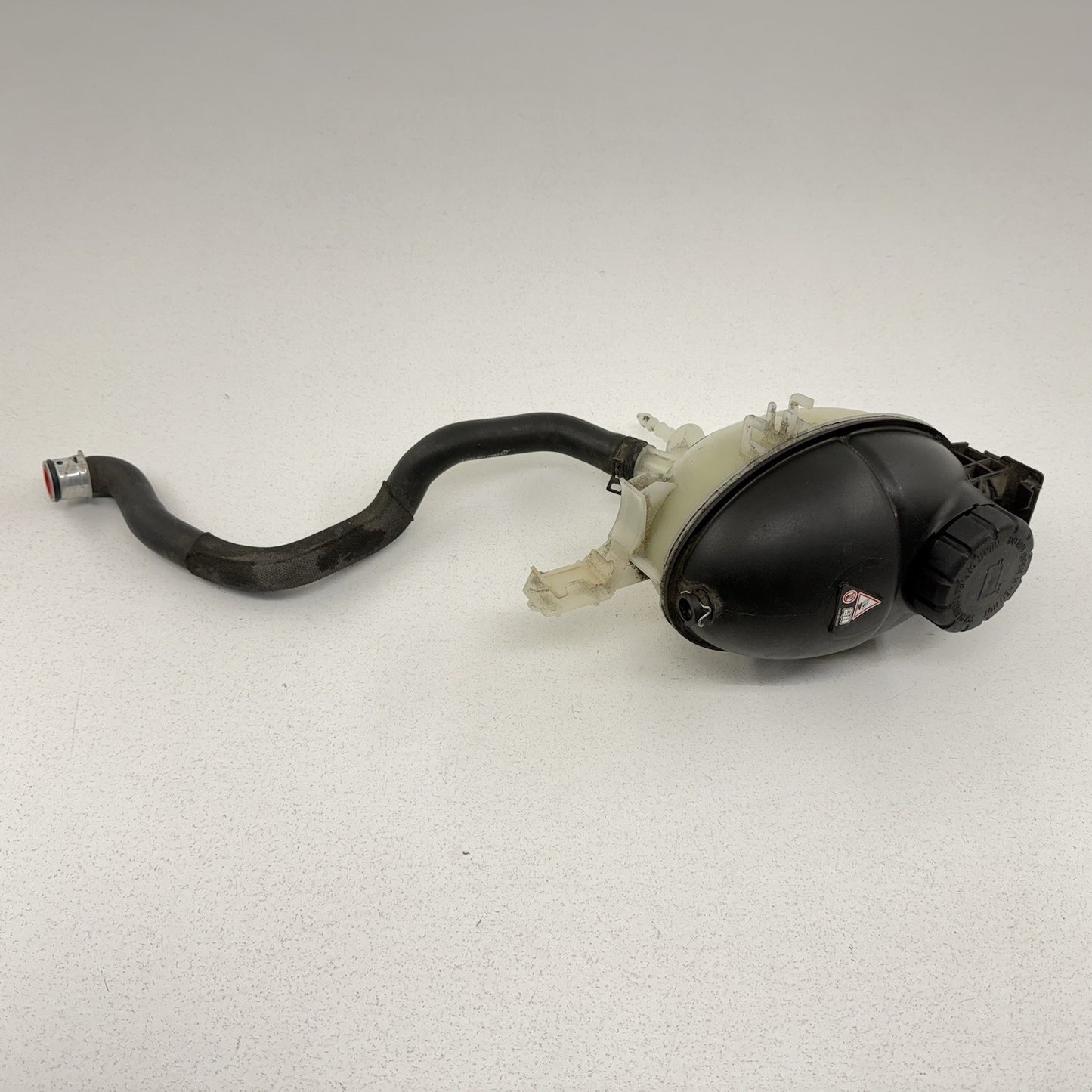 12-14 Mercedes W204 C250 Coolant Reservoir Overflow Expansion Tank Bottle OEM