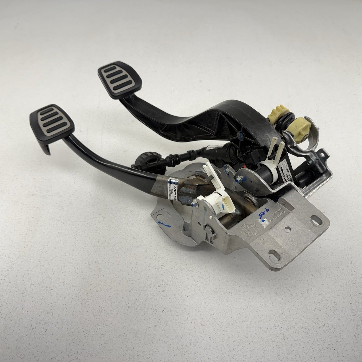 17-24 Chevrolet Camaro ZL1 Manual Transmission Clutch & Brake Pedal Assembly OEM