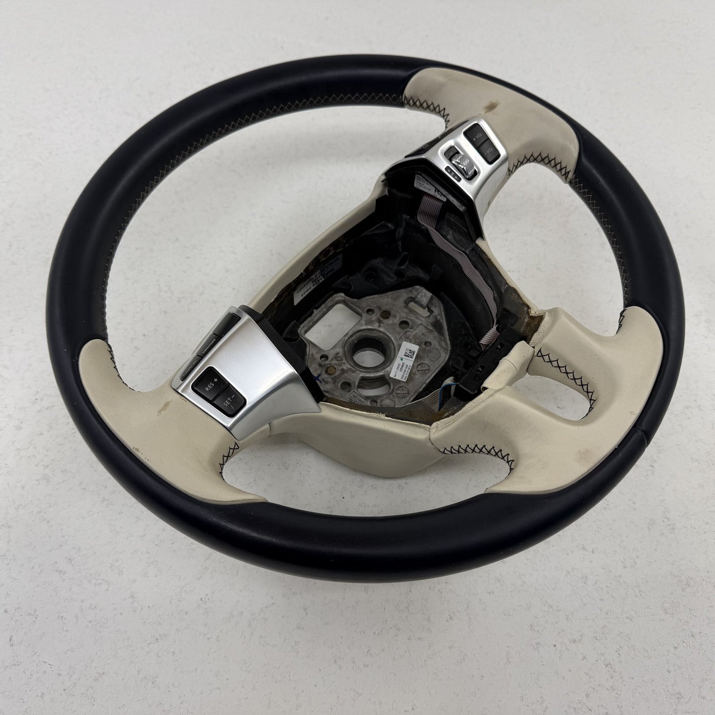 2014-2018 Bentley Flying Spur Contrasting Color Steering Wheel Leather OEM