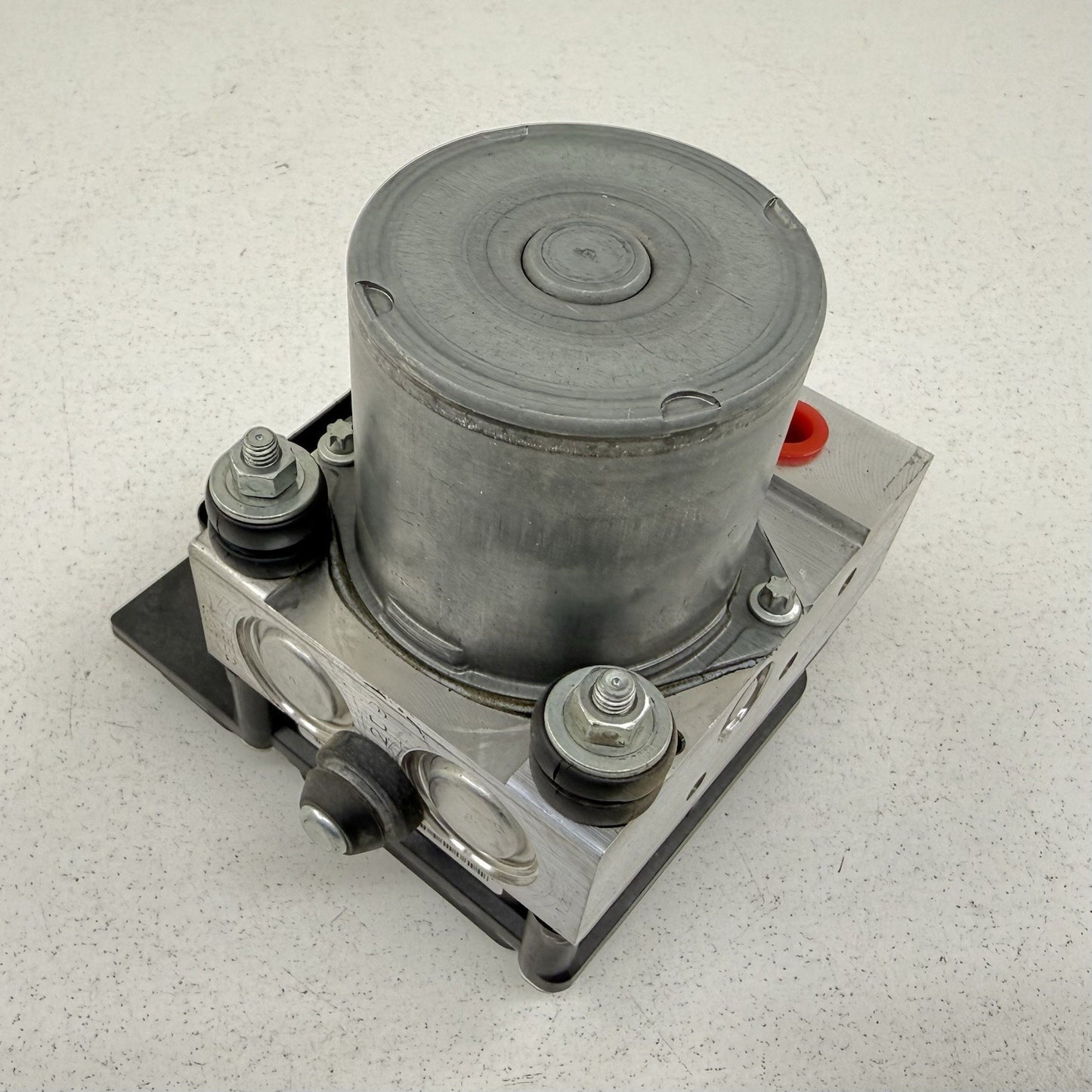 14-15 Chevrolet Camaro SS Anti Brake Lock Pump Module ABS Pump 22914250 OEM
