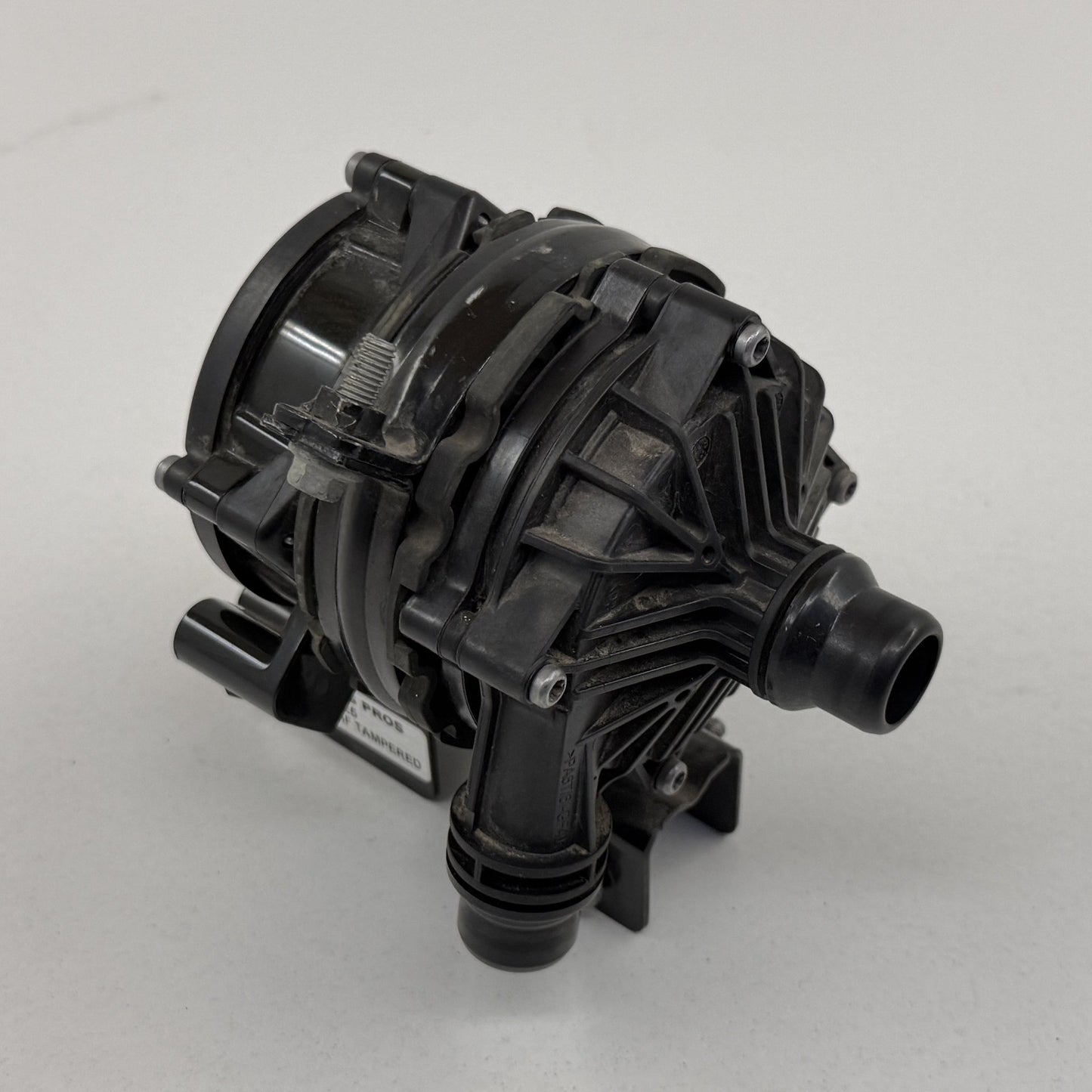 2022-2024 Rivian R1S Right Front Auxiliary Coolant Water Pump PT00061591-E OEM