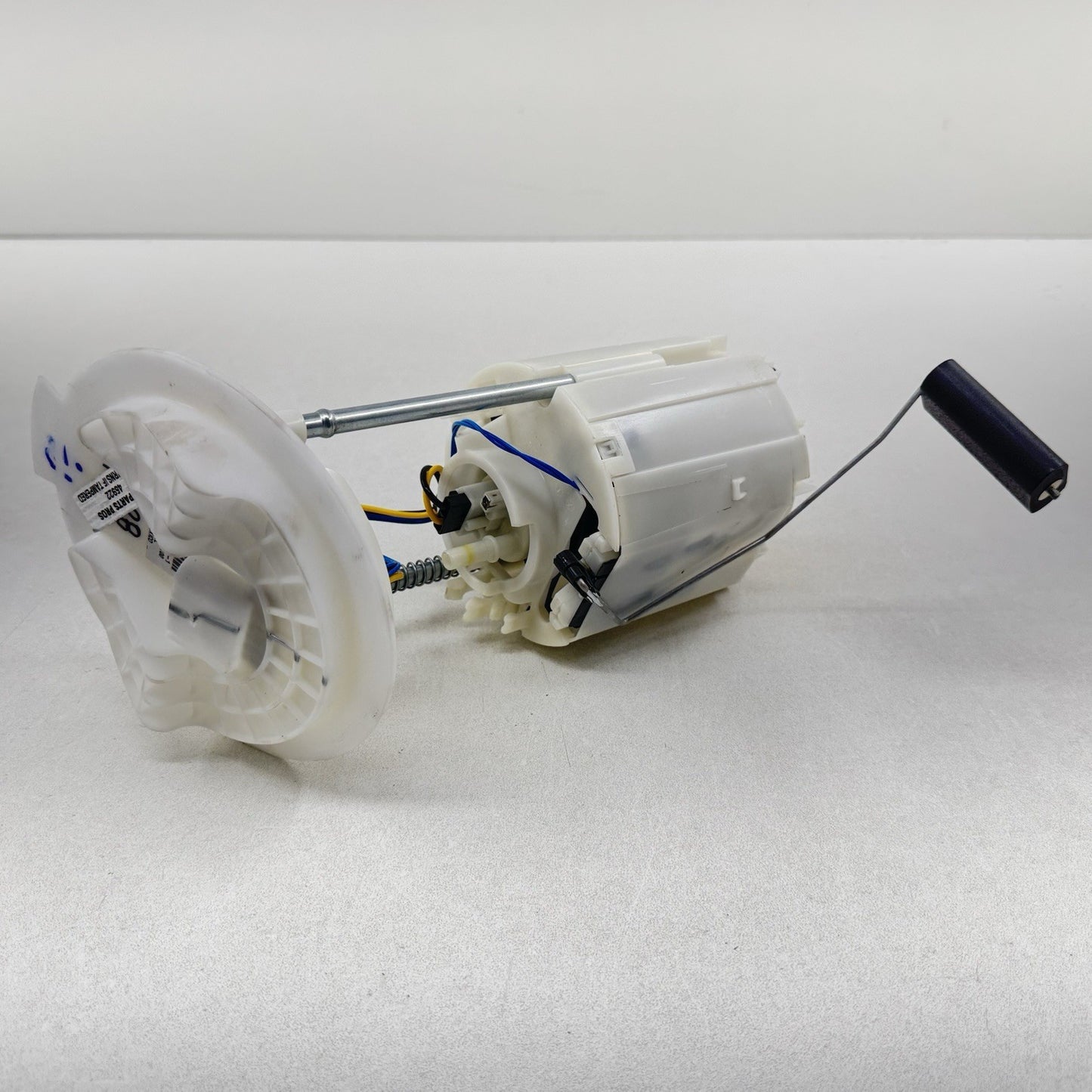 19-21 DODGE CHALLENGER SCAT PACK 6.4L FUEL PUMP AND SENDING LEVEL UNIT PAIR OEM