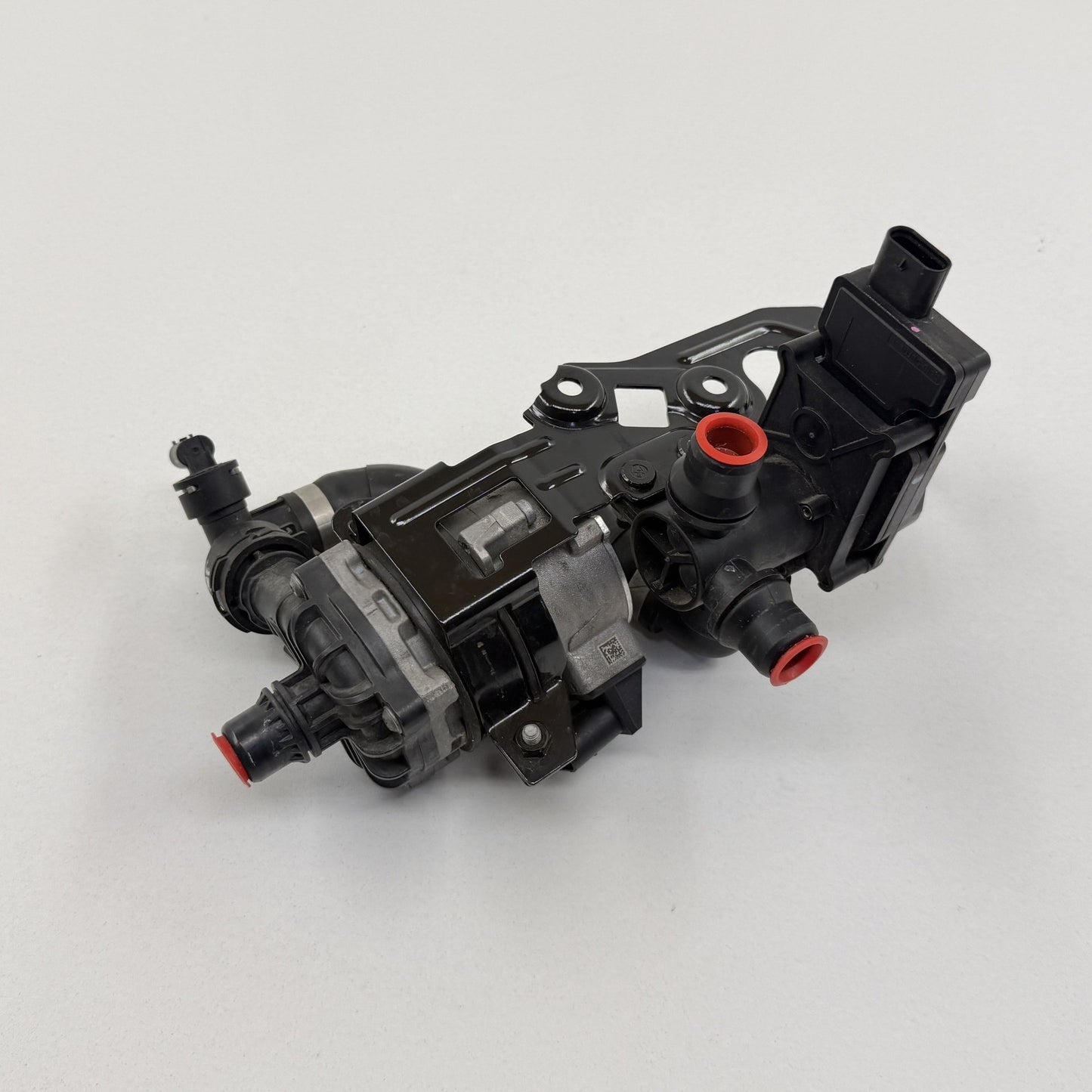 2014-2017 Mercedes-Benz S550 W222 Auxiliary Coolant Water Circulation Pump OEM