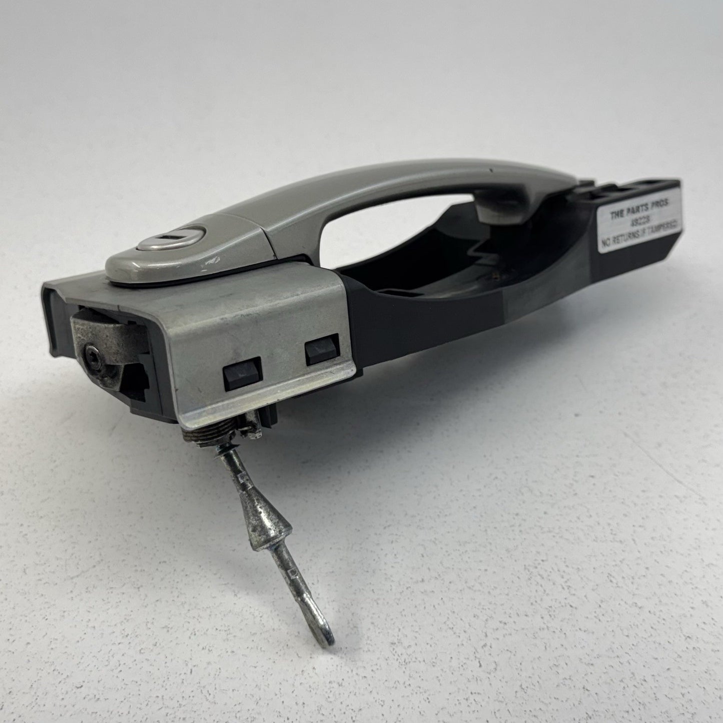 08-15 Audi TT Driver Left Exterior Door Handle Assembly Ice Silver OEM