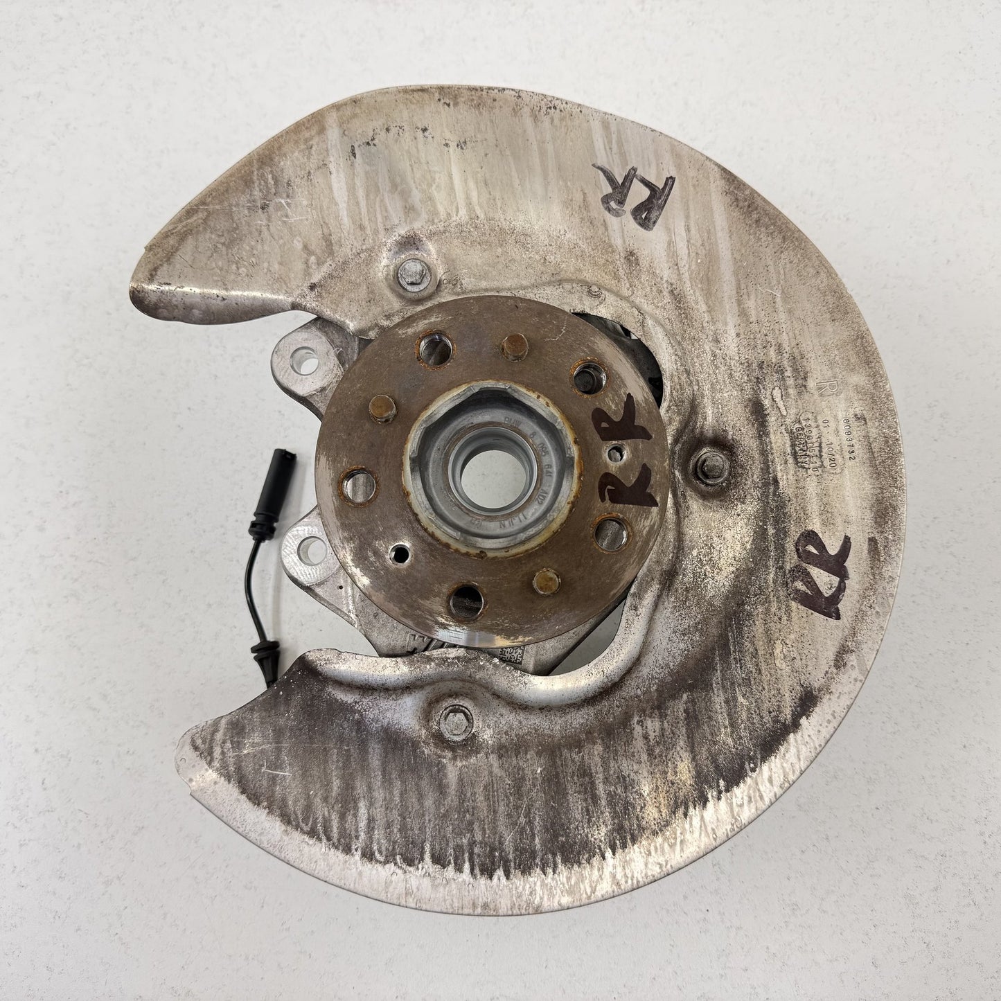 2021-2026 BMW M3 M4 G80 G82 Right Rear Spindle Knuckle Hub Wheel Bearing OEM