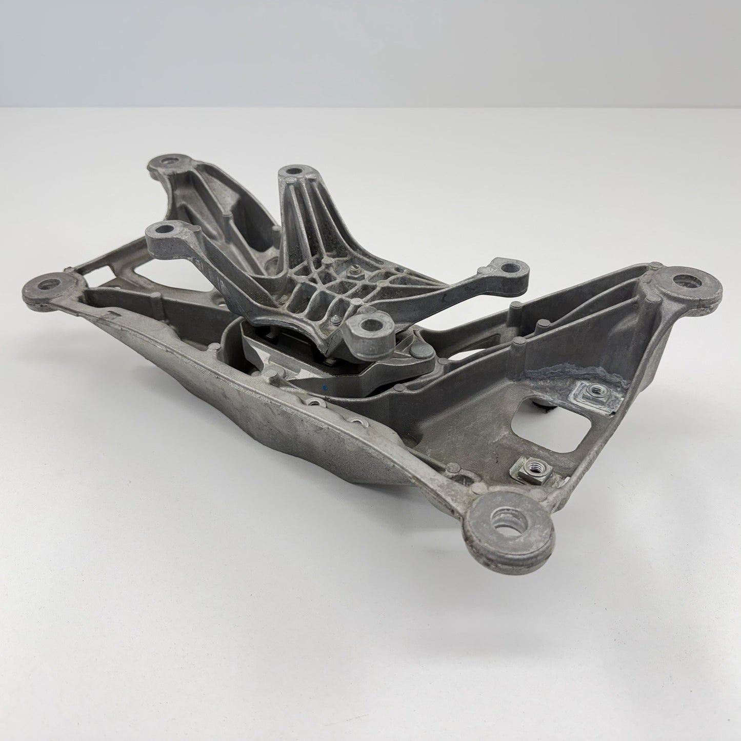 17-24 Audi A4 S4 Transmission Mount Support Bracket Crossmember Brace OEM