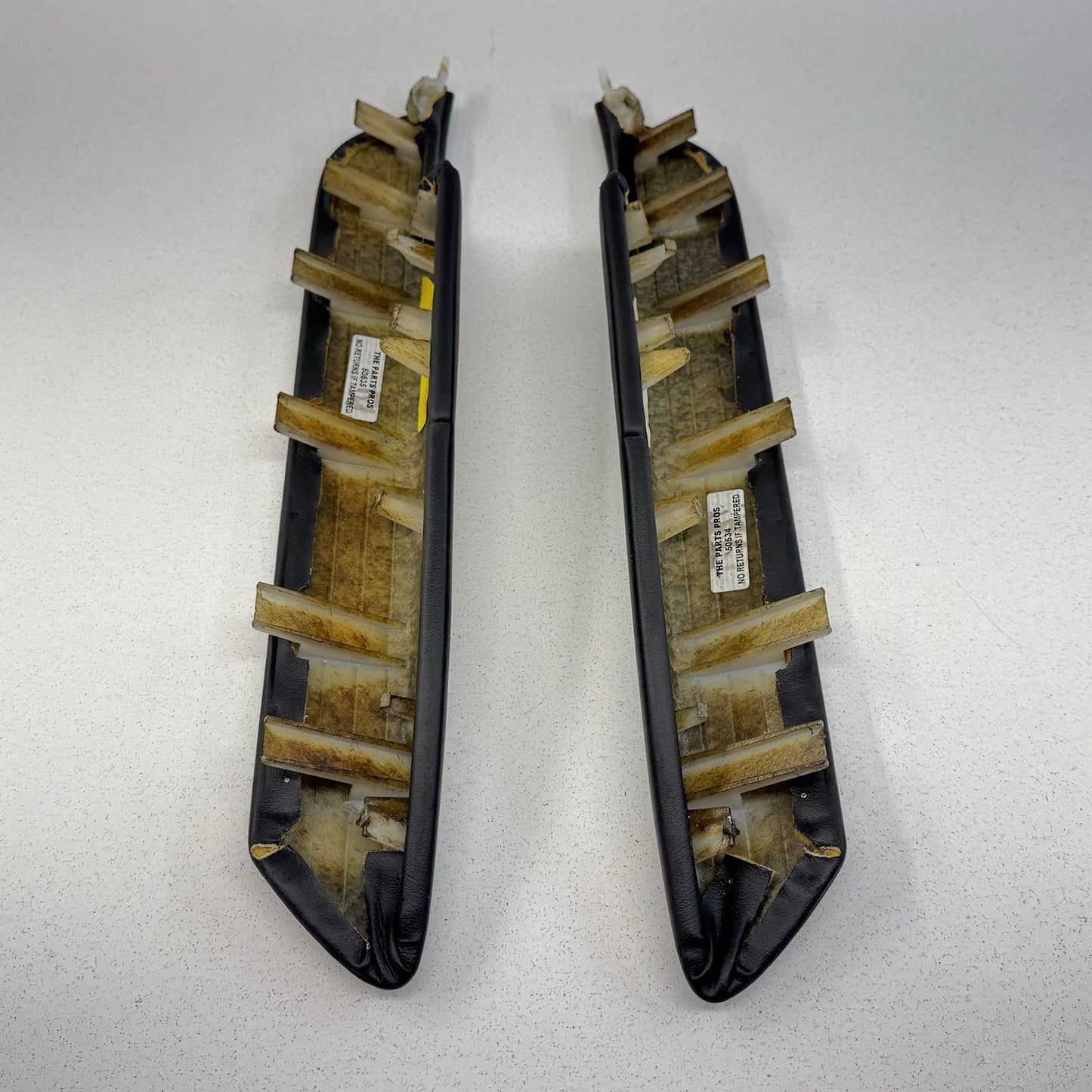 10-15 Chevrolet Camaro SS Interior Door Panel Armrest Arm Rest Pair OEM