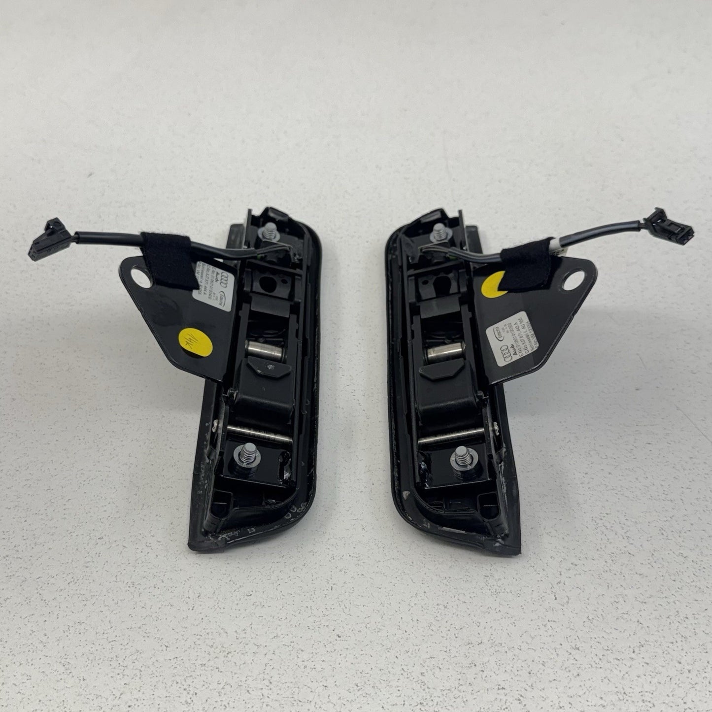 08-15 Audi TT Convertible Roof Top Catch Closing Latch Lock Pair OEM