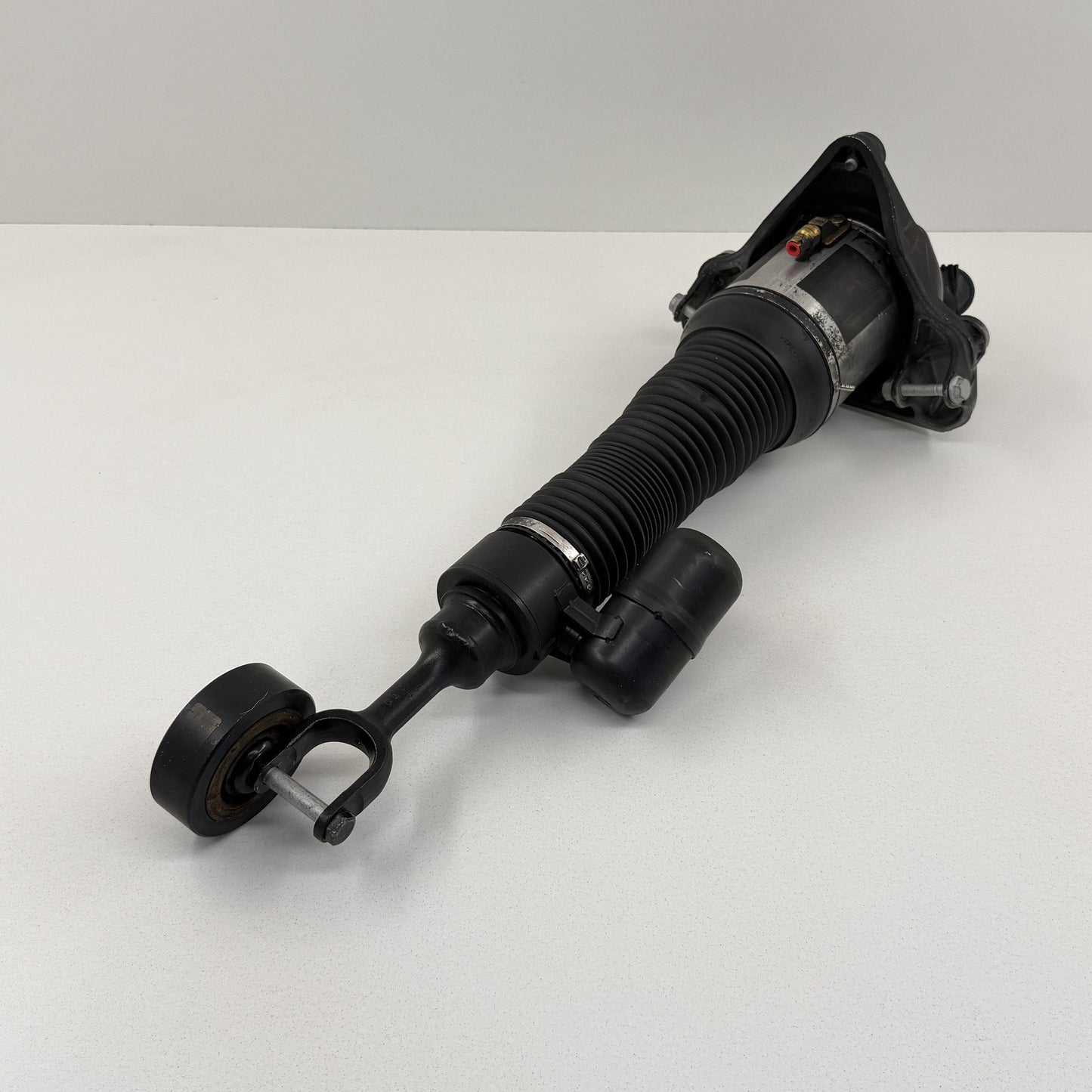 14-18 Bentley Flying Spur Air Suspension Shock Absorber Strut Set Front Rear OEM