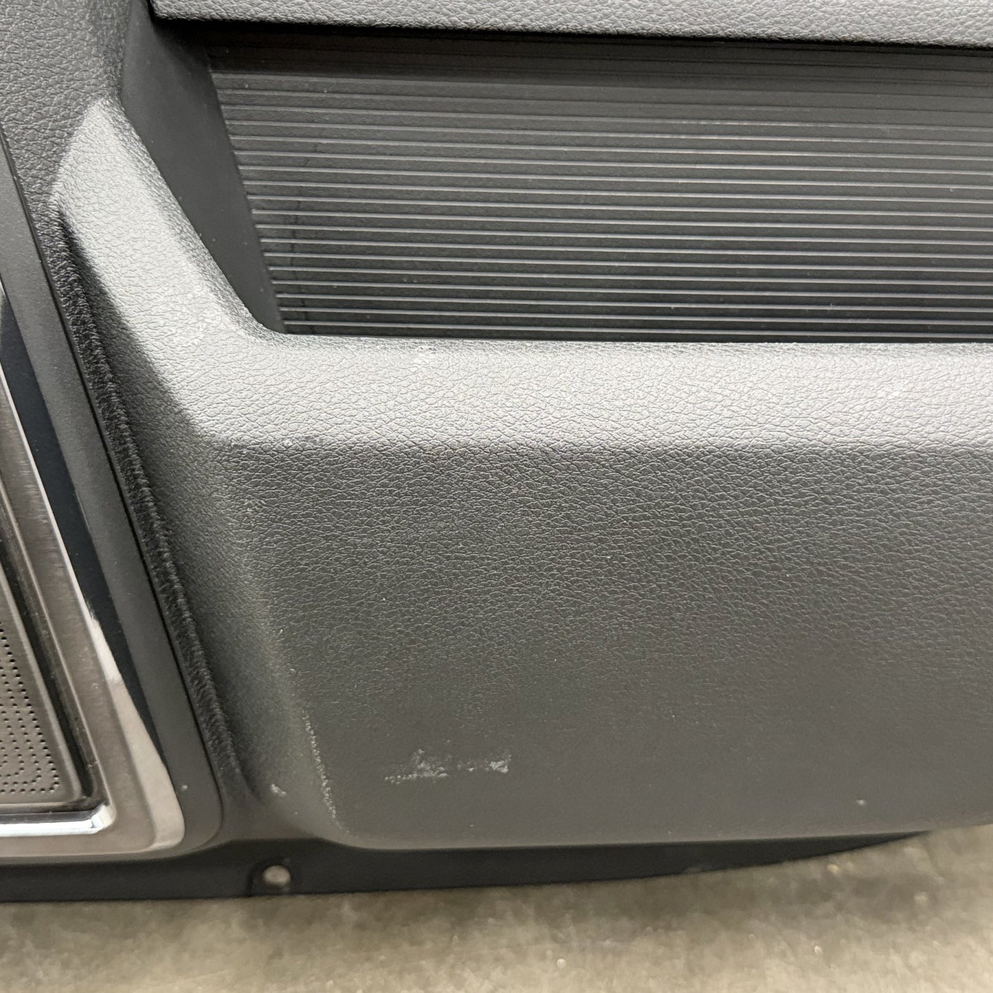 2019-2024 Ram 2500 3500 4500 5500 Limited Interior Door Trim Panel Set Black OEM