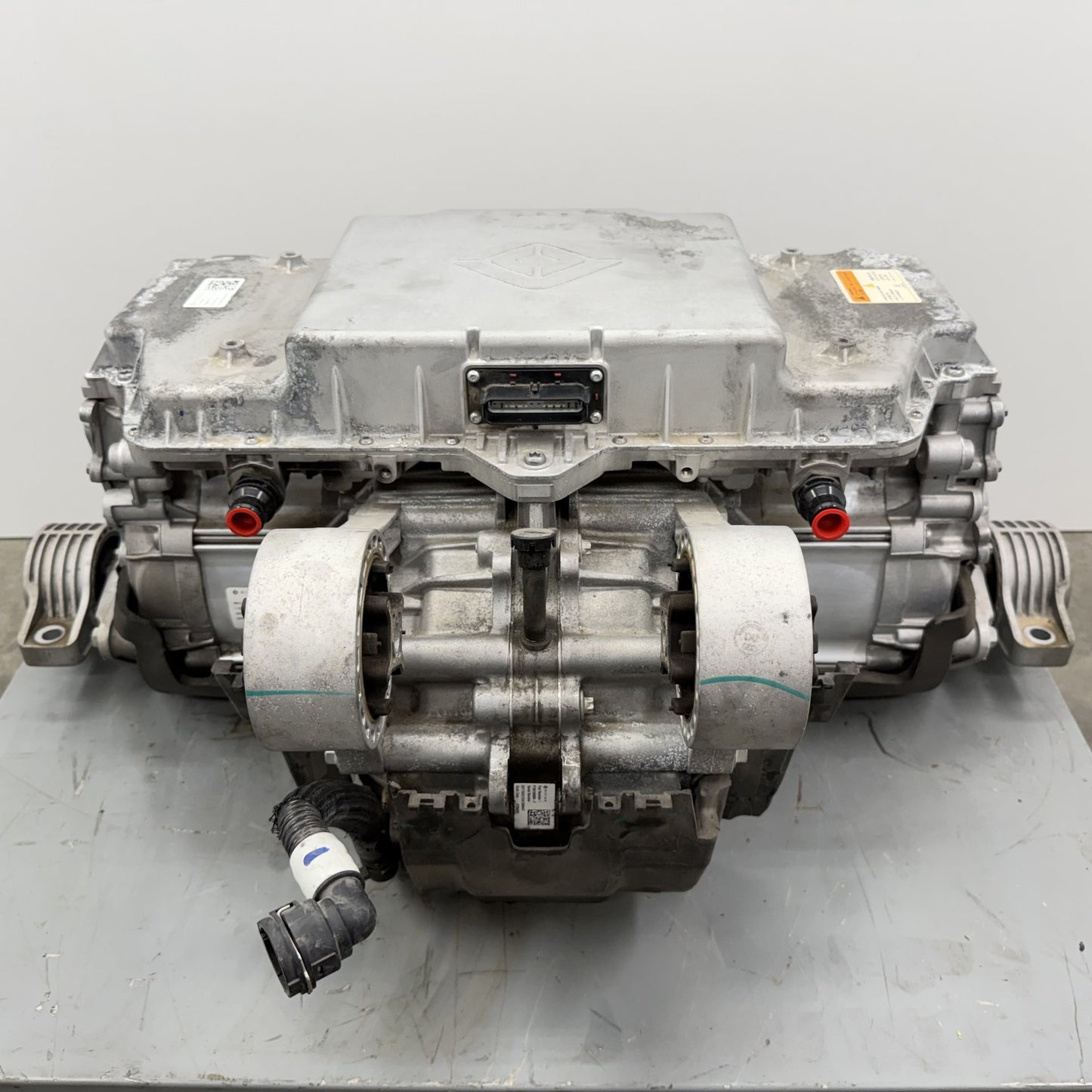 2022-2024 Rivian R1S Quad Motor Front Drive Unit Electric Motor PT00043513-G OEM