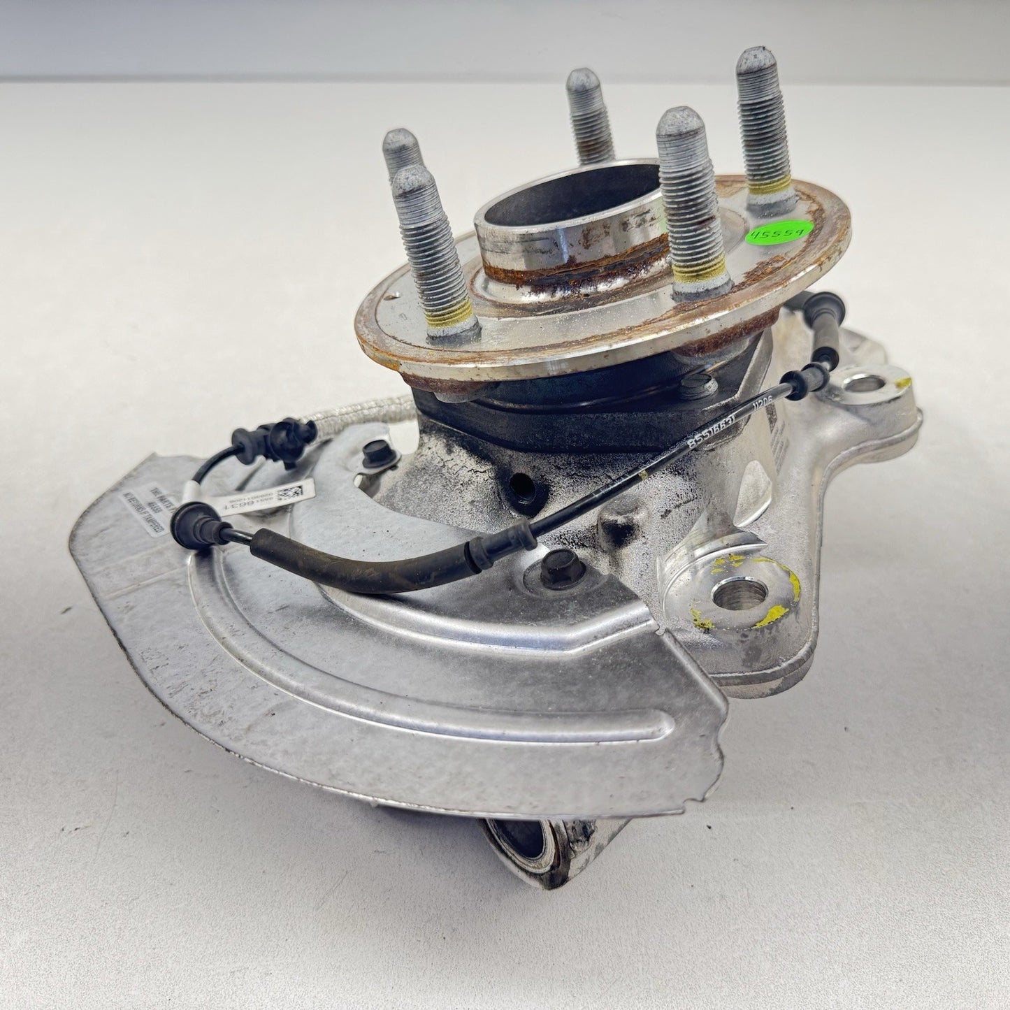22-24 CADILLAC CT5 V BLACKWING DRIVER LEFT FRONT SPINDLE KNUCKLE HUB BEARING OEM