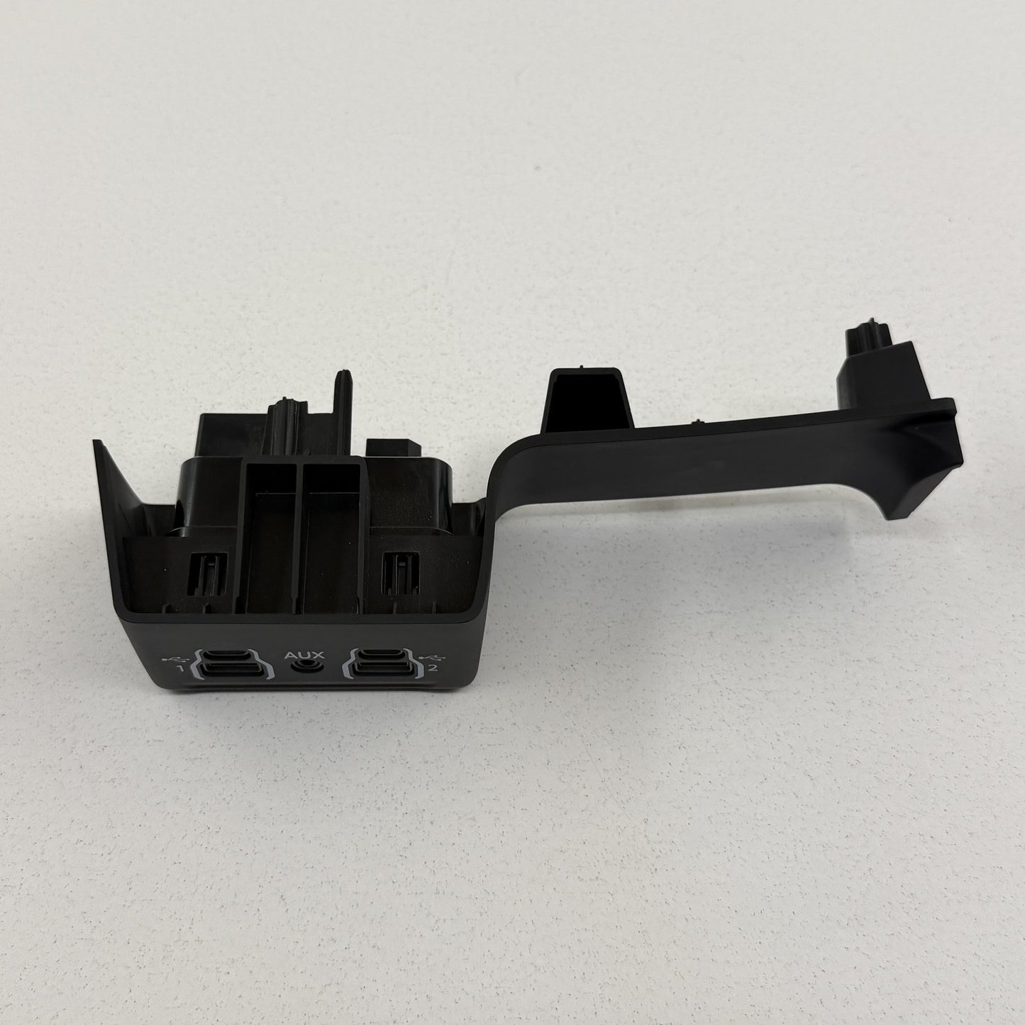 2021-2026 Dodge Durango Console Media Hub Dual USB Port AUX Auxiliary Jack OEM