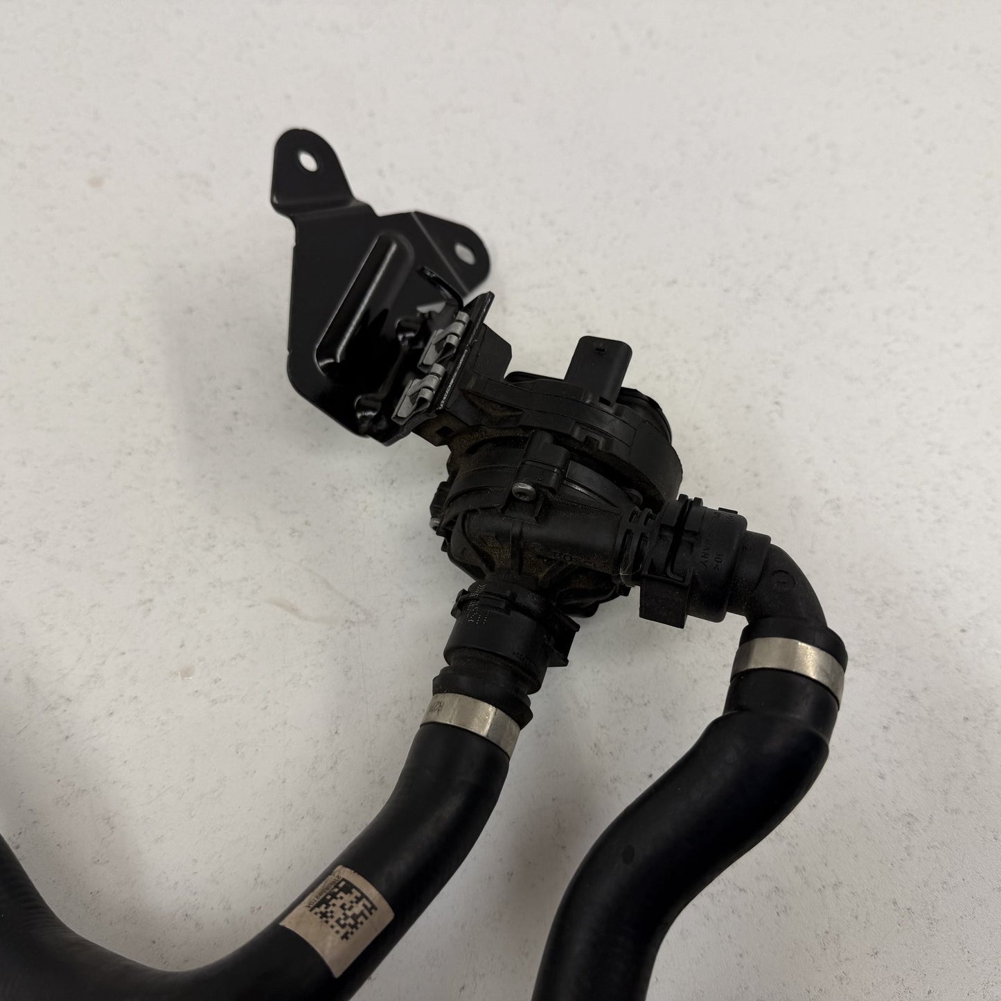 2021-2026 BMW M3 M4 G80 G82 S58 Engine Auxiliary Coolant Water Pump W/ Lines OEM