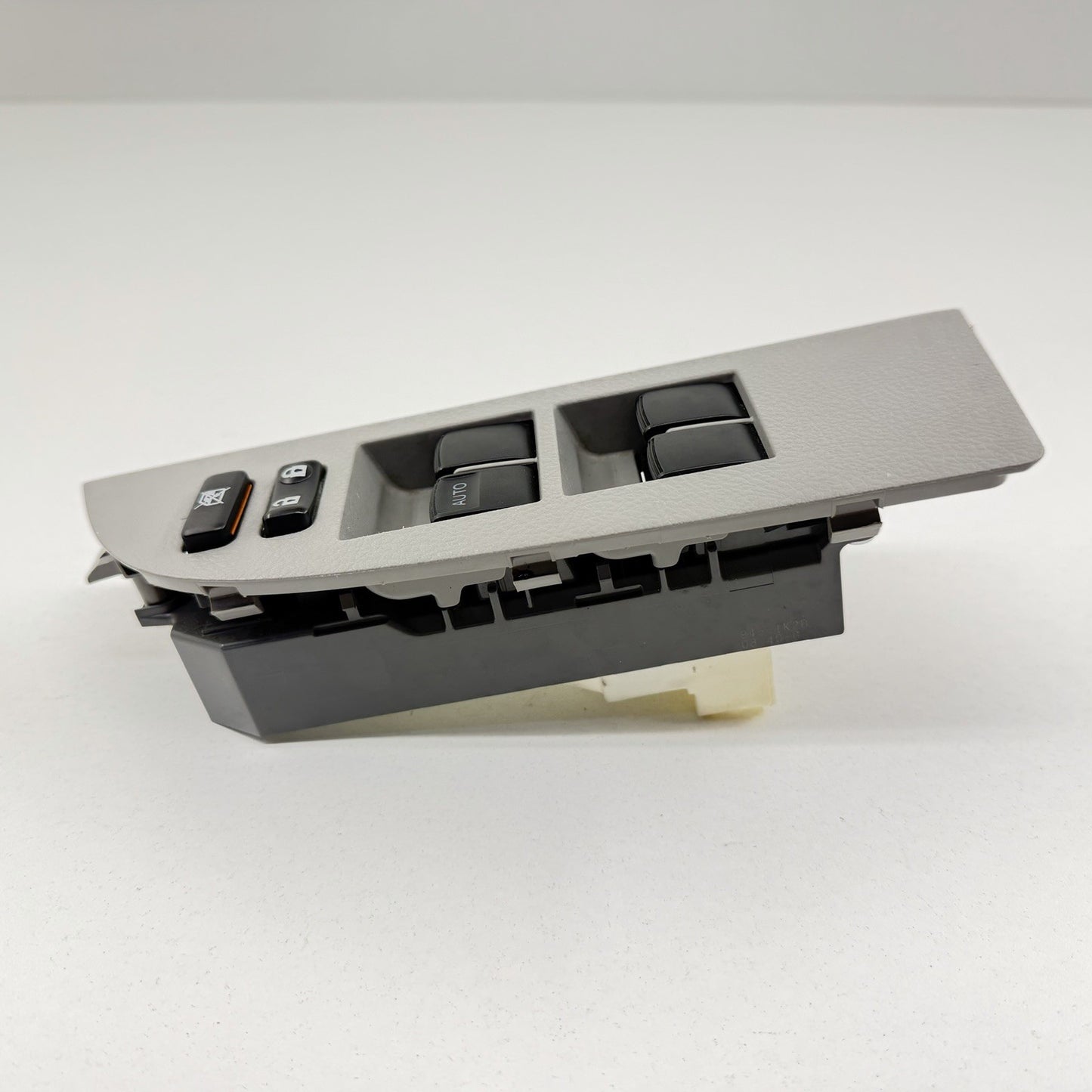 08-13 Toyota Highlander Left Front Door Master Window Switch 74232-48070 OEM
