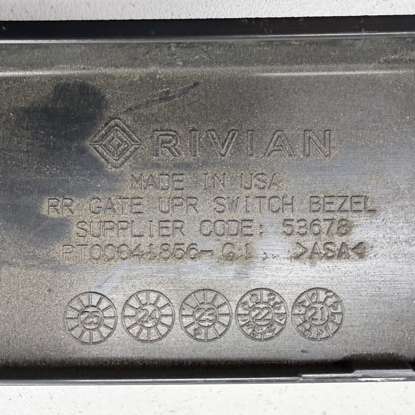 2022-2024 Rivian R1S Rear Tailgate Upper Camera Switch Bezel PT00041856-G OEM