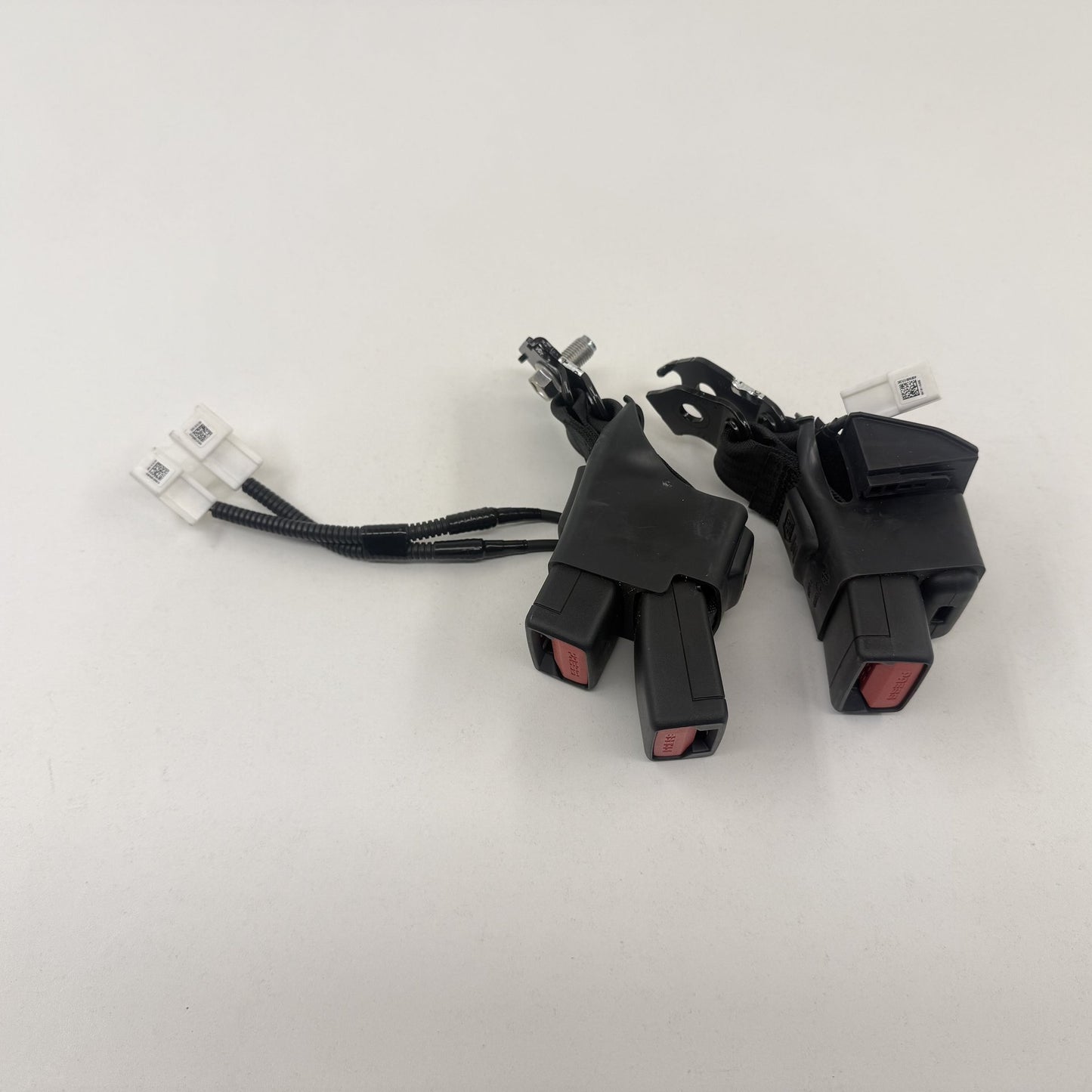 2023-2026 Toyota Prius Limited Rear Seatbelt Seat Belt Buckle Left Right Center Set OEM