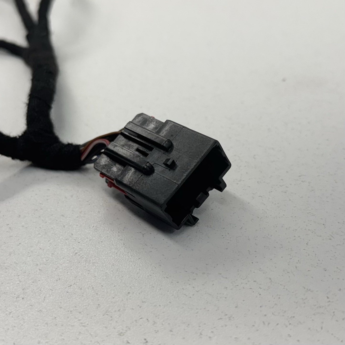 17-24 Maserati Ghibli Front View Camera Lane Departure Keep Assist 670100974 OEM