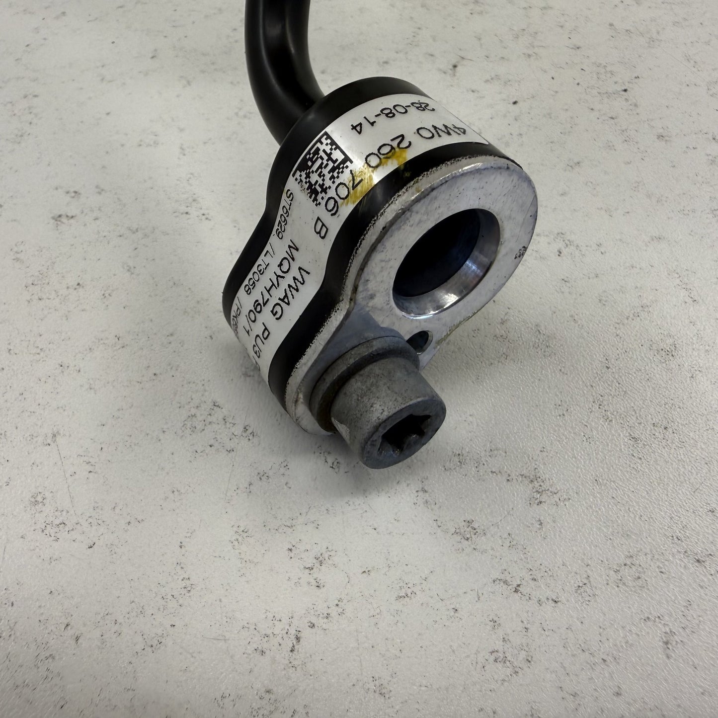 2014-2018 Bentley Flying Spur HVAC A/C Line Hose Pipe Tube 4W0260706B OEM