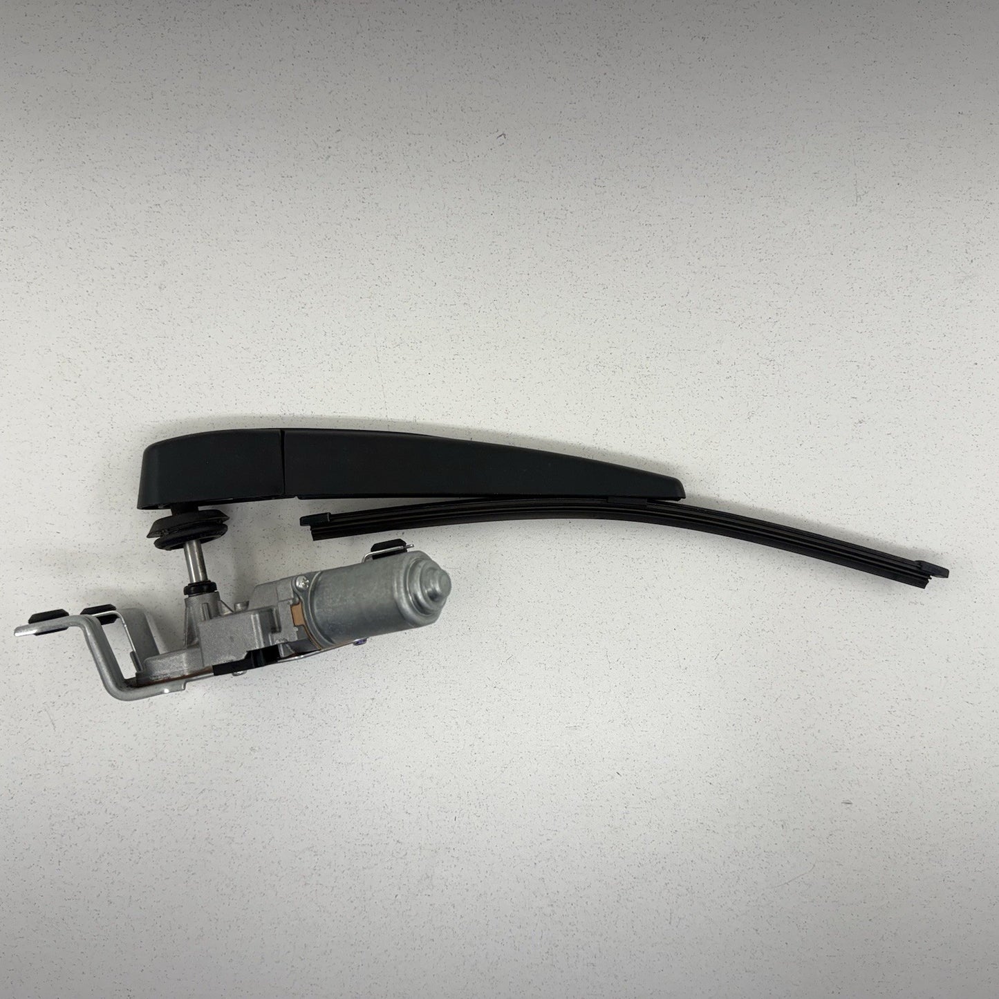 18-24 BMW G01 X3 Rear Tailgate Liftgate Window Glass Motor W/ Wiper Arm OEM