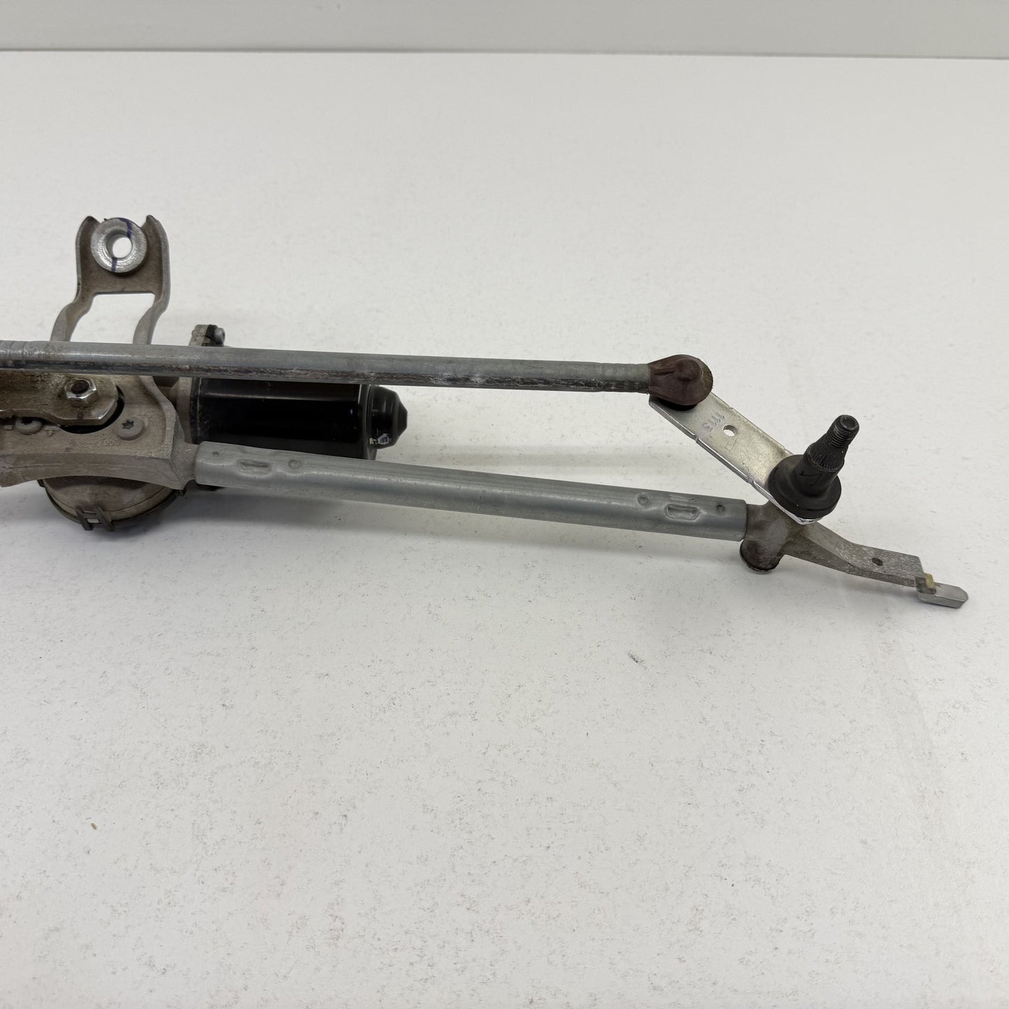2019-2026 Ram 2500 3500 Front Windshield Wiper Motor Linkage Arm Assembly OEM