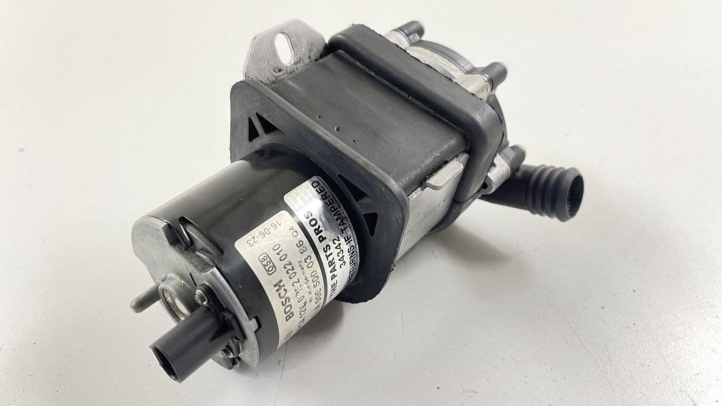 14-17 MERCEDES BENZ E550 W207 AUXILIARY CIRCULATION WATER PUMP 0005000386 OEM