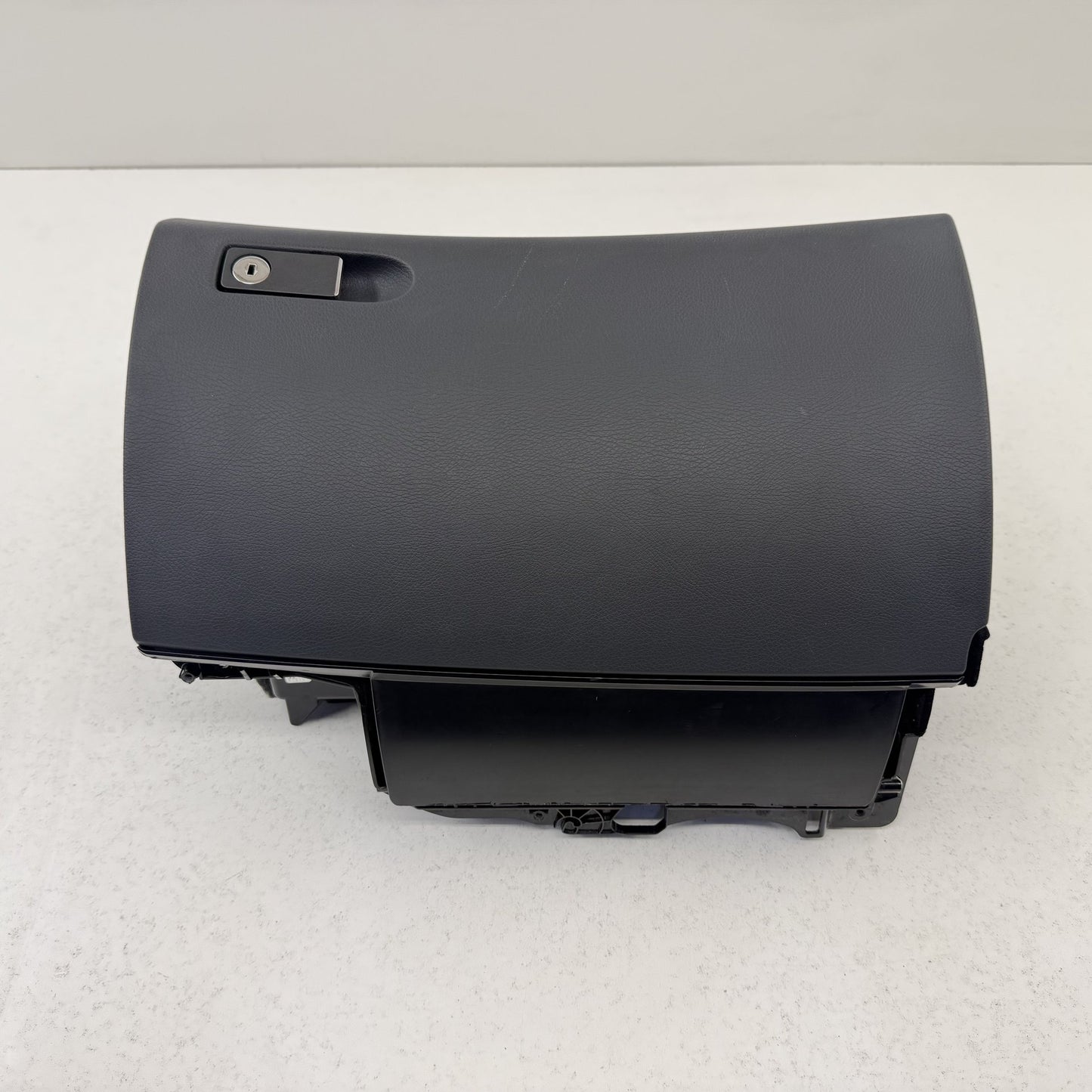 2012-2014 Mercedes C250 W204 Dashboard Glove Box Storage Compartment Black OEM