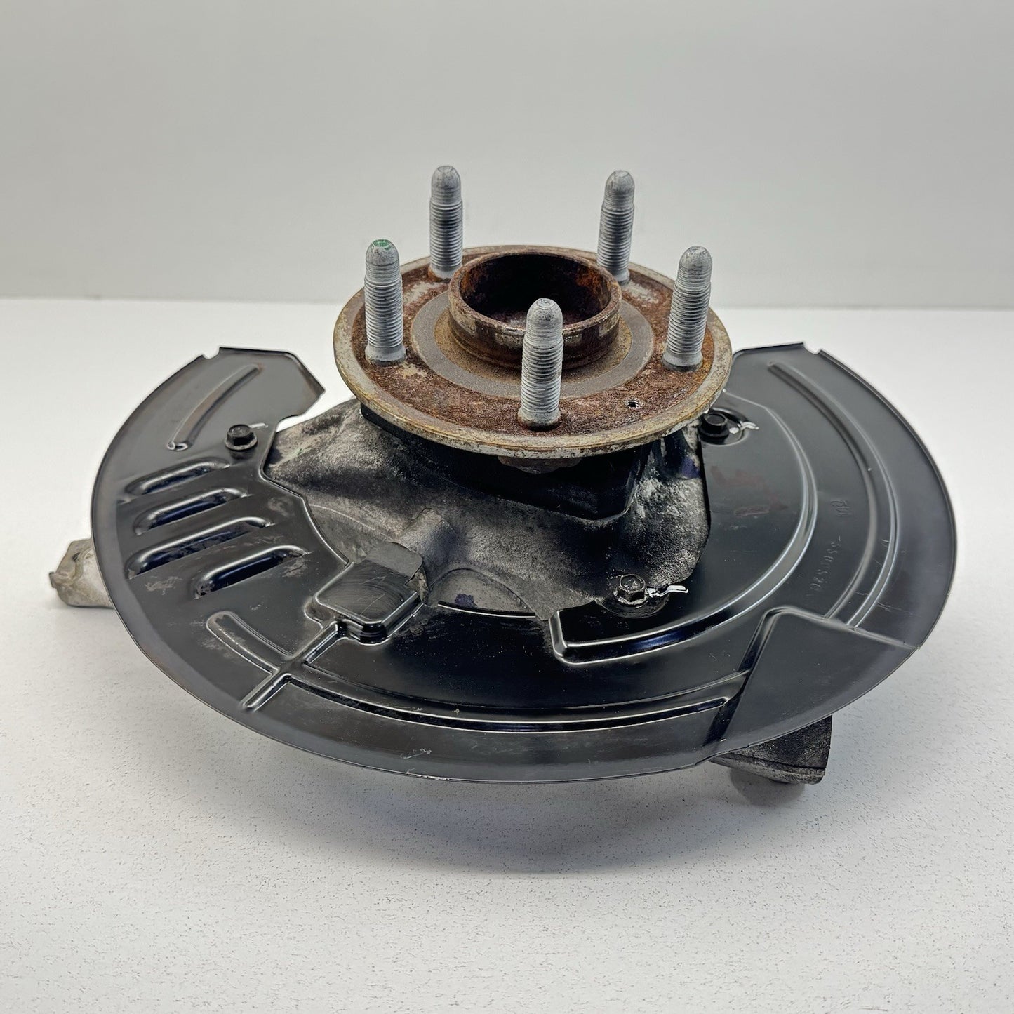 16-24 Chevrolet Camaro Driver Left Front Spindle Knuckle Hub Wheel Bearing OEM