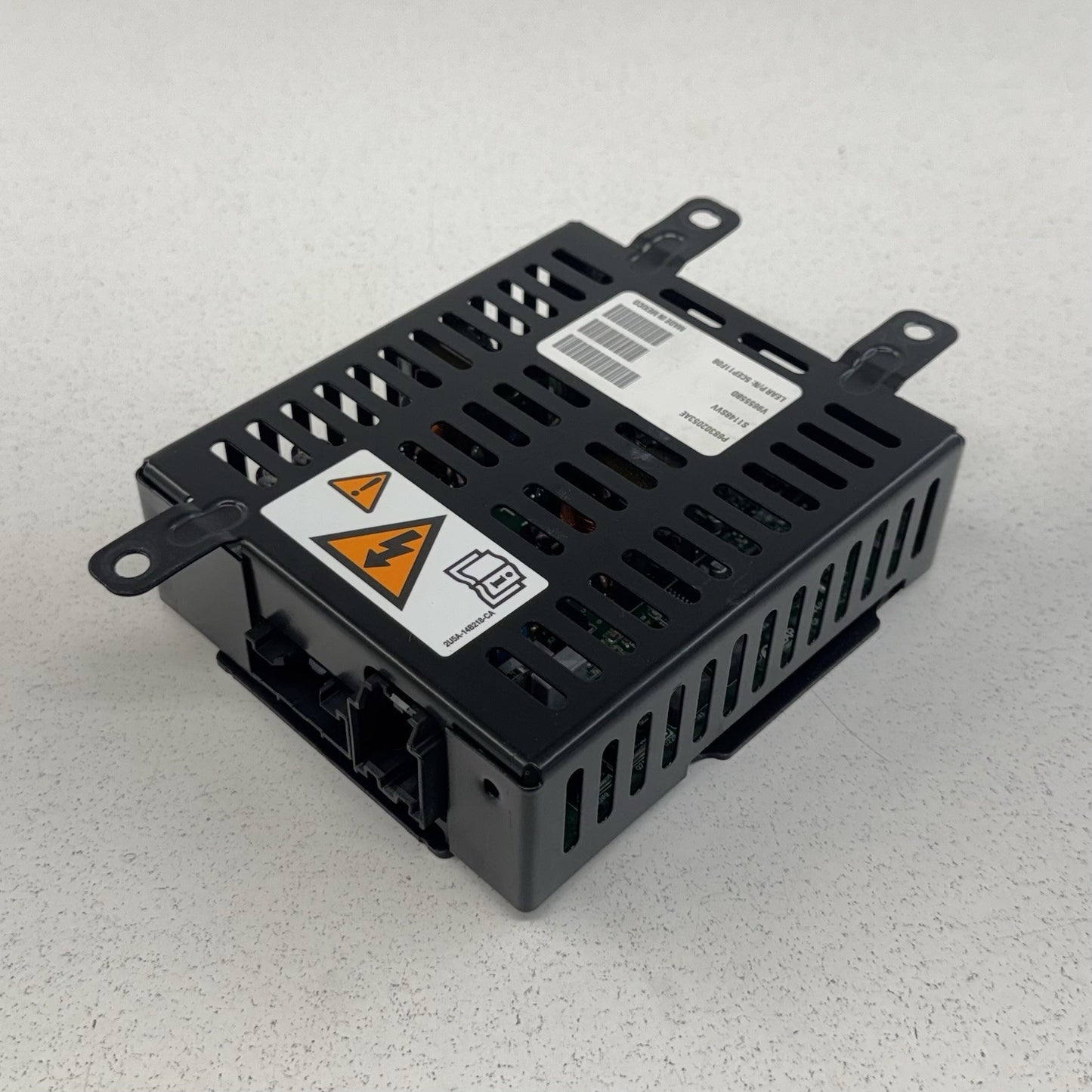 19-26 Ram 2500 3500 Power Inverter Control Module 68302053AE OEM