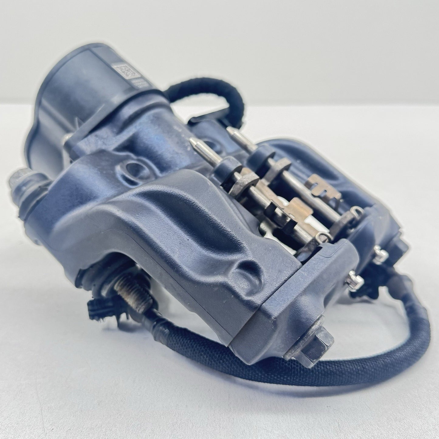 24-25 FORD MUSTANG GT PASSENGER RIGHT REAR PARKING PARK DRIFT BRAKE CALIPER OEM