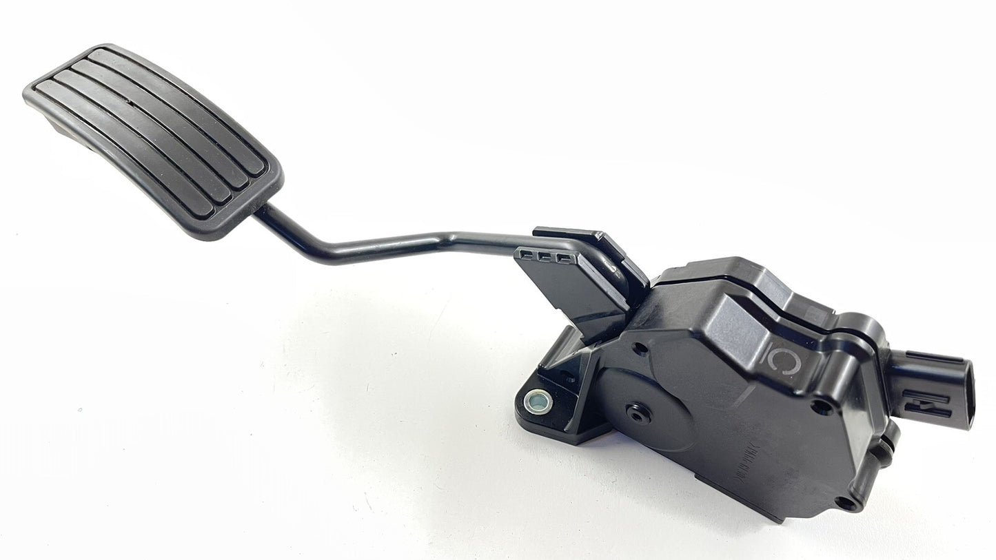 22-23 TOYOTA GR86 GAS PEDAL THROTTLE ACCELERATOR SENSOR 36010CA101 OEM