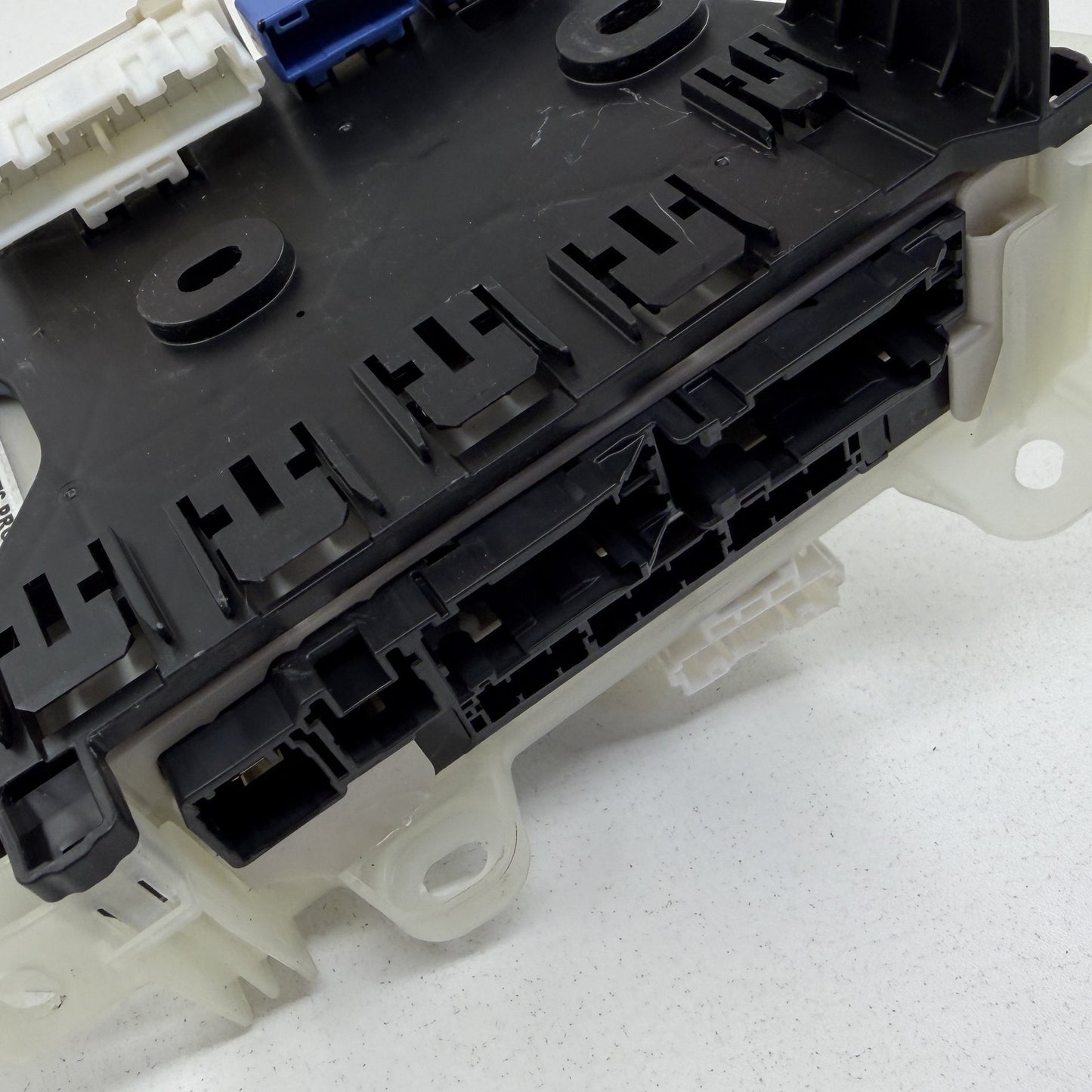 2019-2025 Toyota RAV4 Multiplex Network Body Control Module Junction Box OEM
