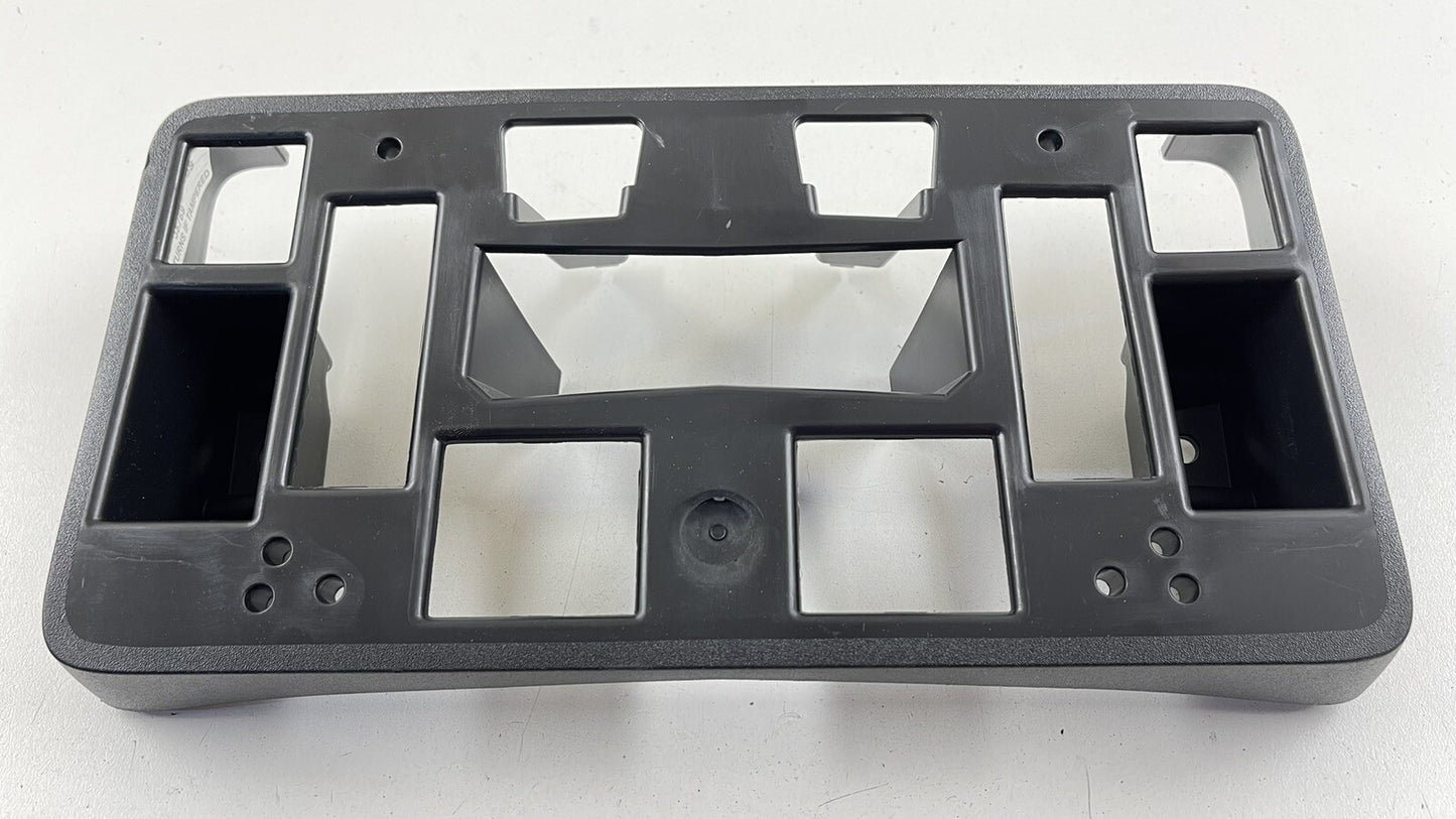 19-23 CHEVROLET CAMARO SS LICENSE PLATE BRACKET SUPPORT MOUNT 84217768 OEM
