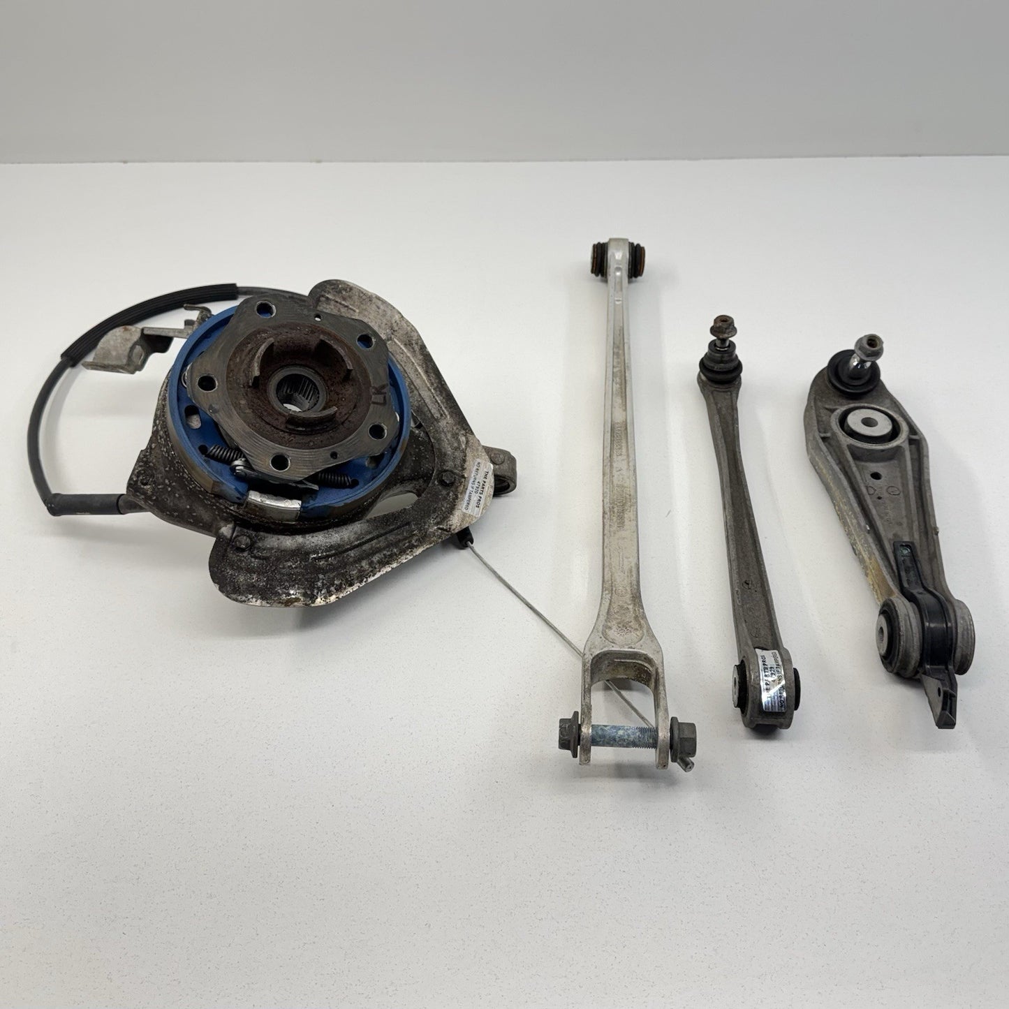 05-12 Porsche Boxster Cayman 987 Left Rear Knuckle Hub W/ Control Arm Set OEM