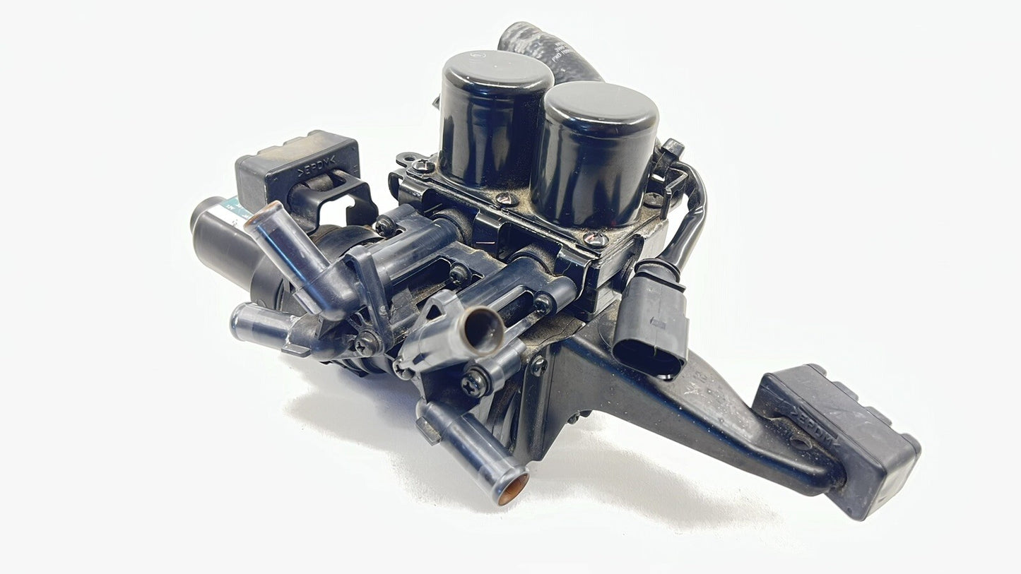 13-18 BENTLEY FLYING SPUR COOLANT AUXILIARY PUMP HEATER CONTROL VALVE OEM