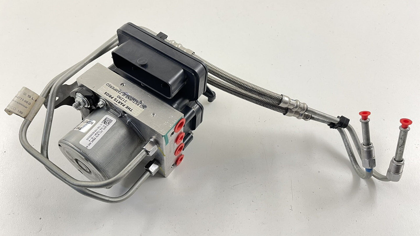 17-23 TESLA MODEL 3 ABS ANTI LOCK BRAKE PUMP MODULE W/ BRACKET 1044745-00-B OEM