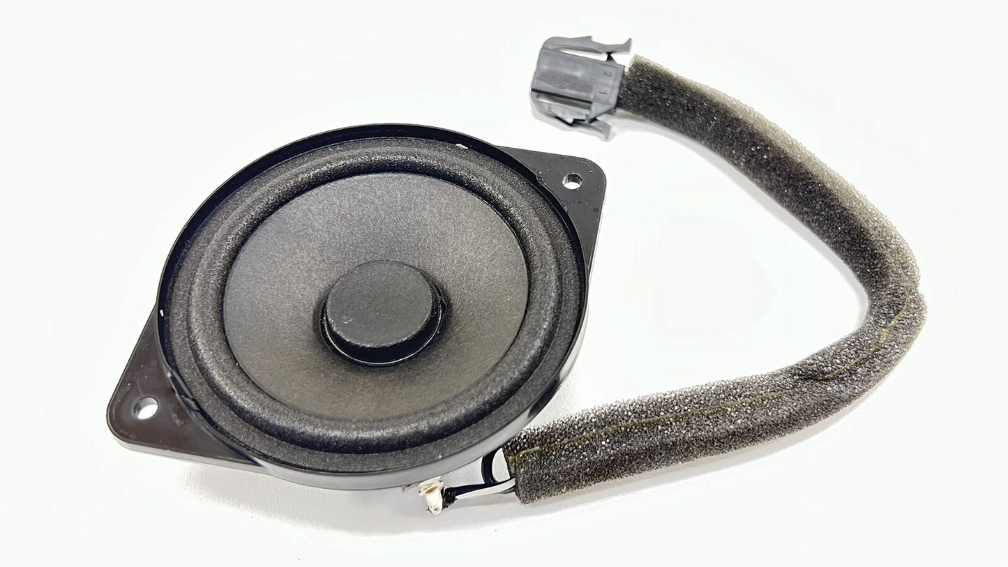 13-18 BENTLEY FLYING SPUR LEFT OR RIGHT REAR DECK SHELF SPEAKER 4W0.035.411 OEM