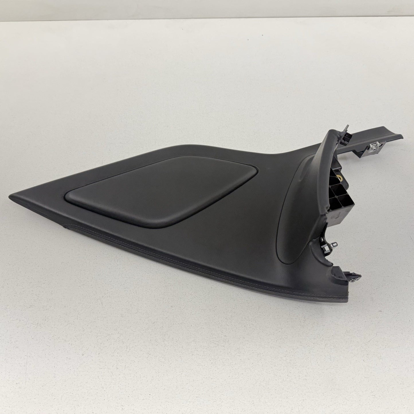17-23 Audi R8 Driver Left Console Dash Knee Pad Trim Panel 4S1858970E OEM