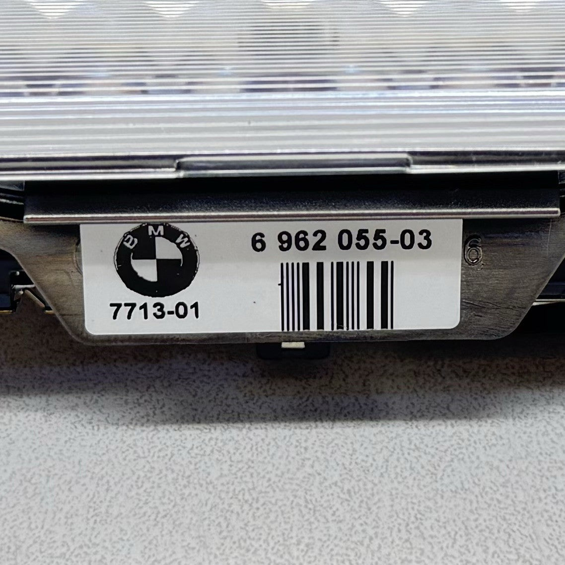 06-10 BMW M6 E63 E64 Overhead Console Dome Reading Light Lamp Switch 6962055 OEM