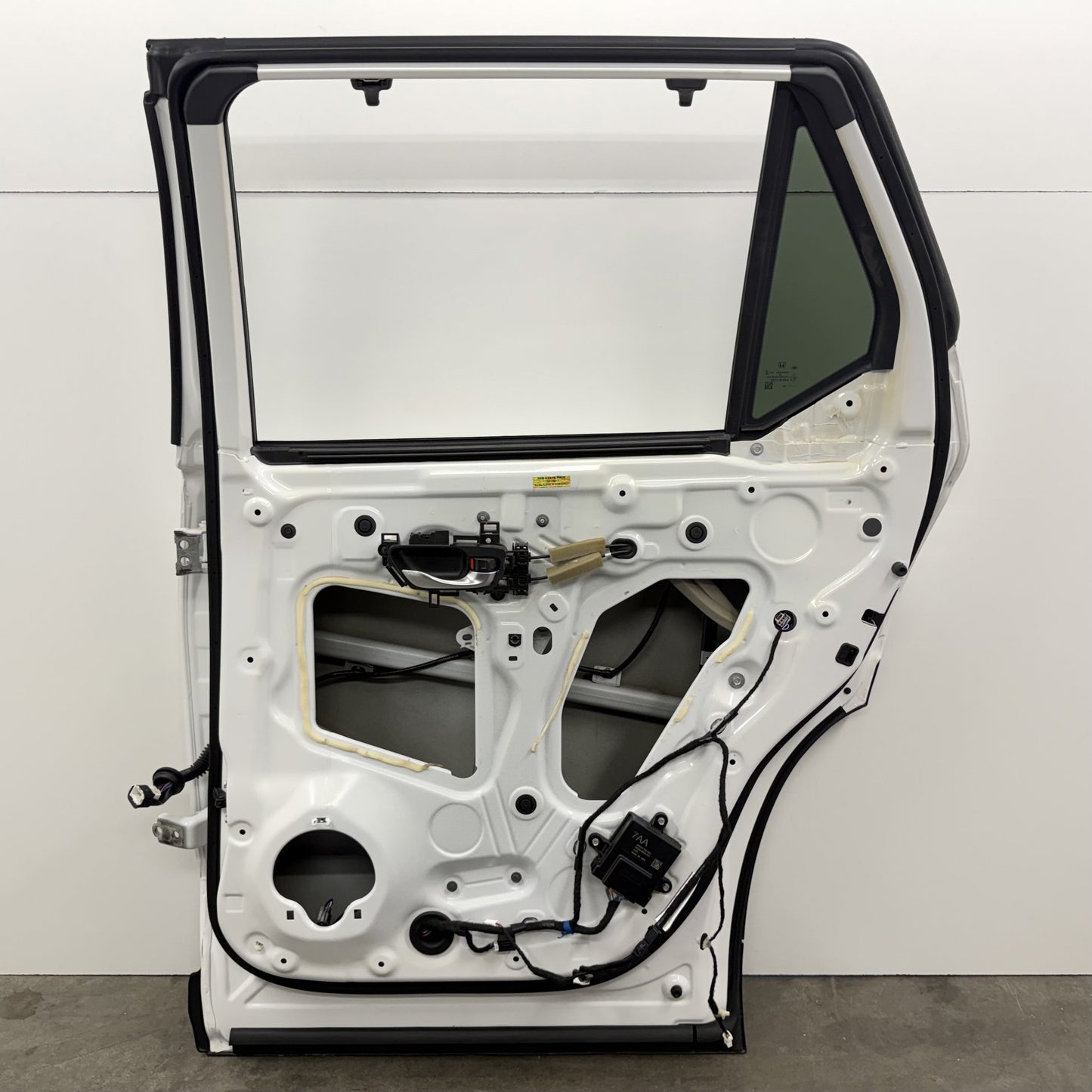 2023-2025 Honda Pilot Touring True Right Rear Door Shell Complete Platinum White OEM