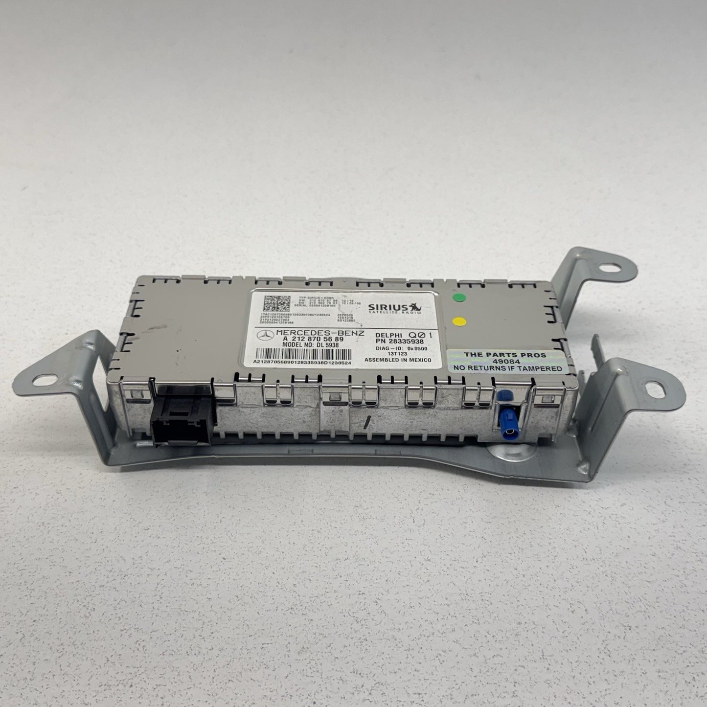 10-16 Mercedes W212 E350 Sirius Satellite Radio Receiver Module 2128705689 OEM