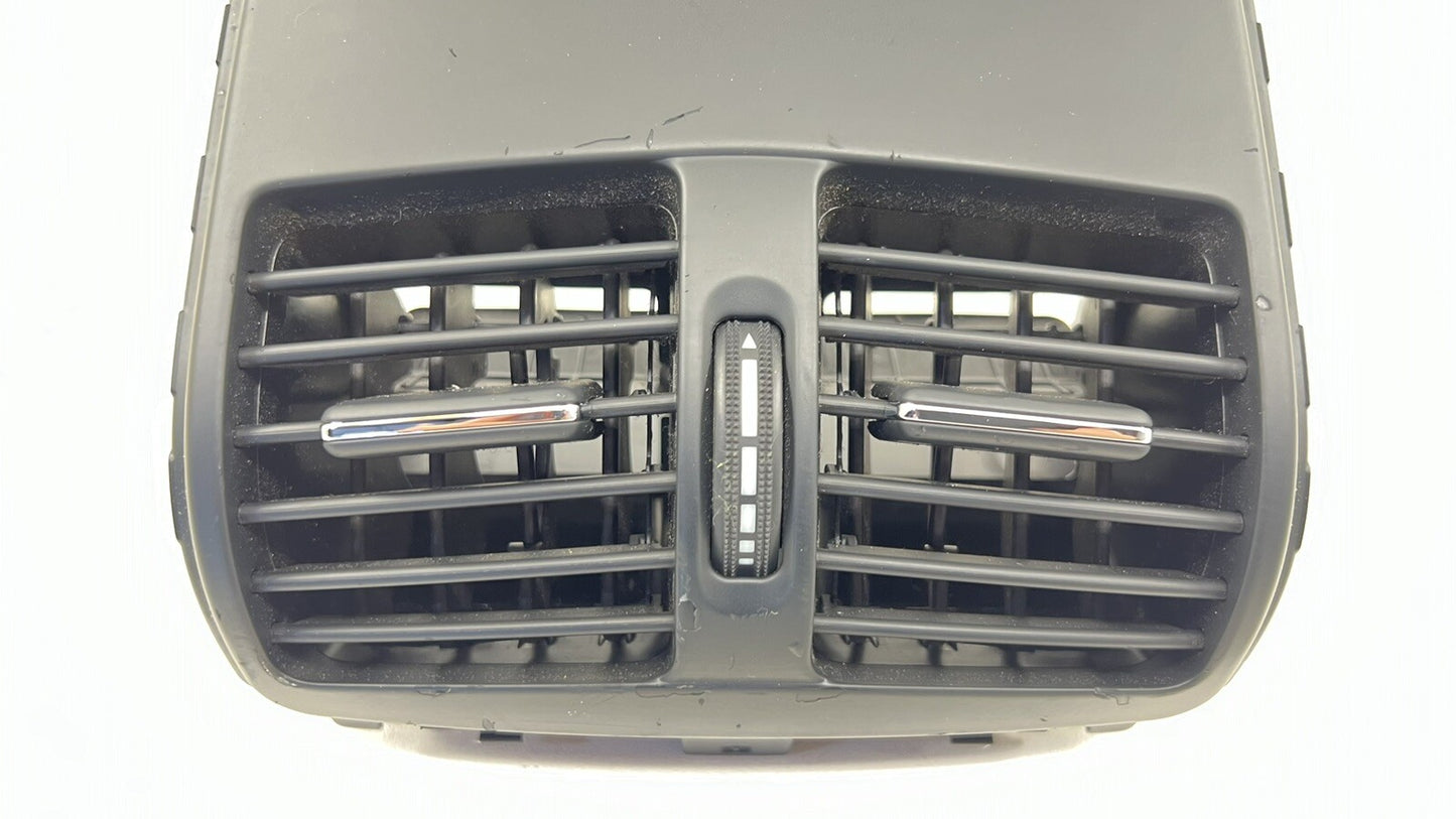12-18 MERCEDES BENZ CLS550 W218 REAR CENTER CONSOLE AIR VENT GRILLE GRILL OEM