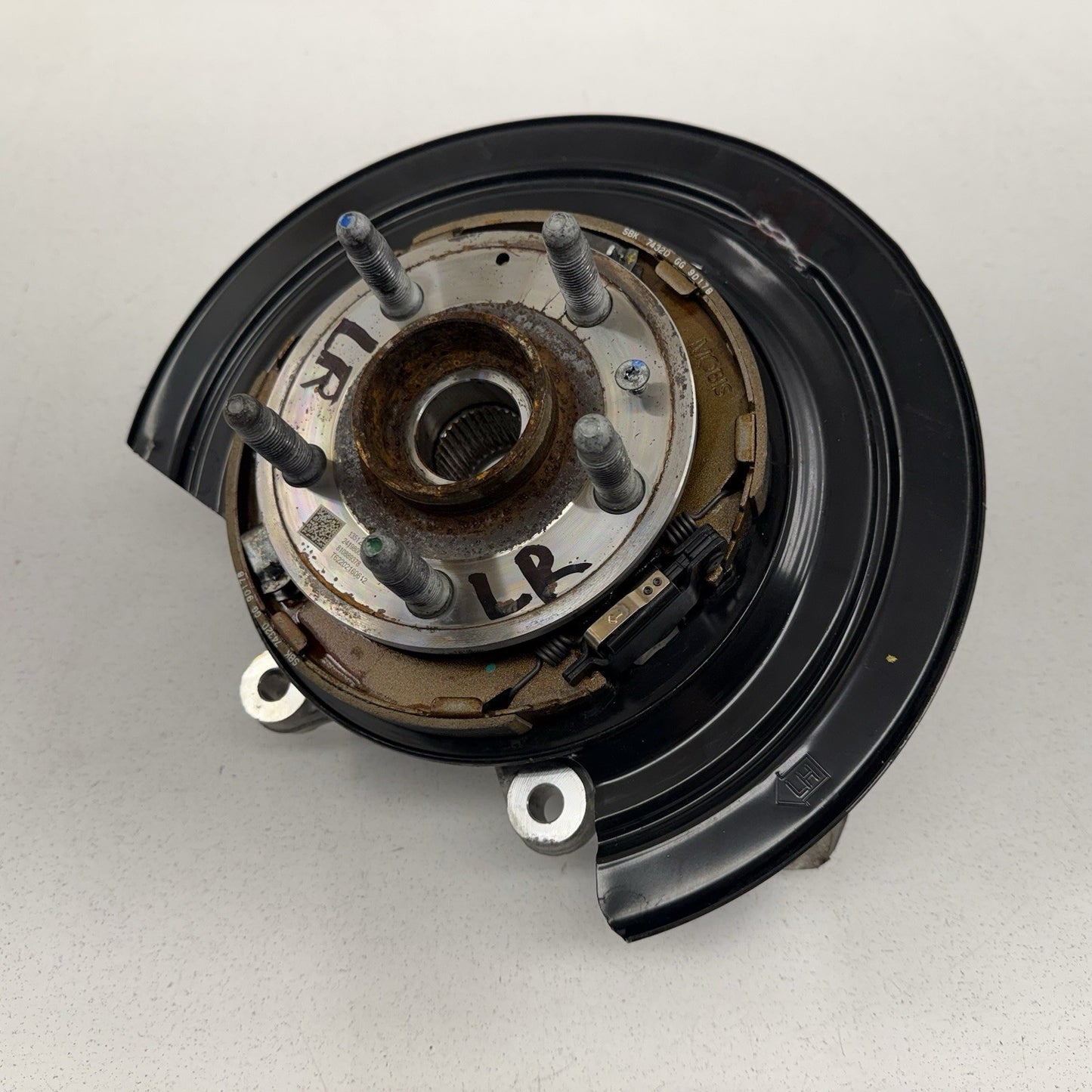 16-24 Chevrolet Camaro ZL1 SS Driver Left Rear Spindle Knuckle Hub Bearing OEM