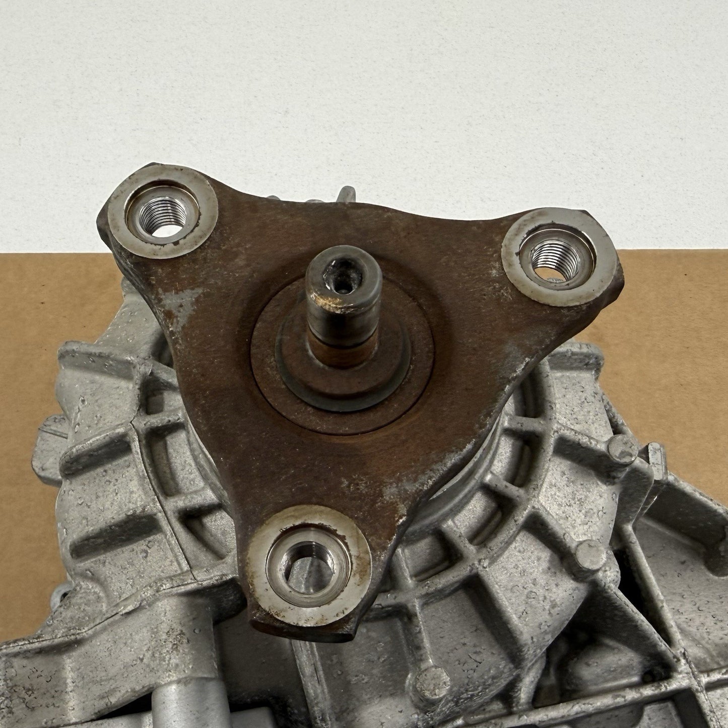 14-24 Maserati Ghibli S Q4 Transfer Case Gear Box W/ Motor Module 670008138 OEM